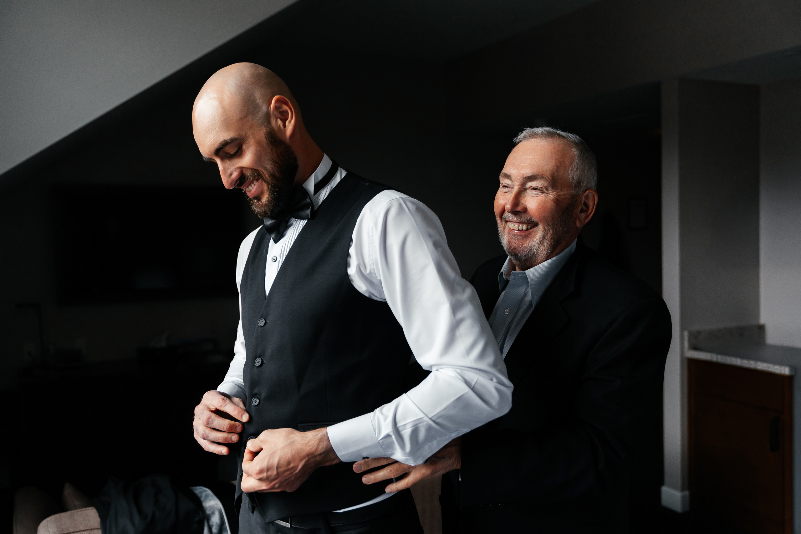 Derek & Jenny. Wedding and Family Photographer in Calgary