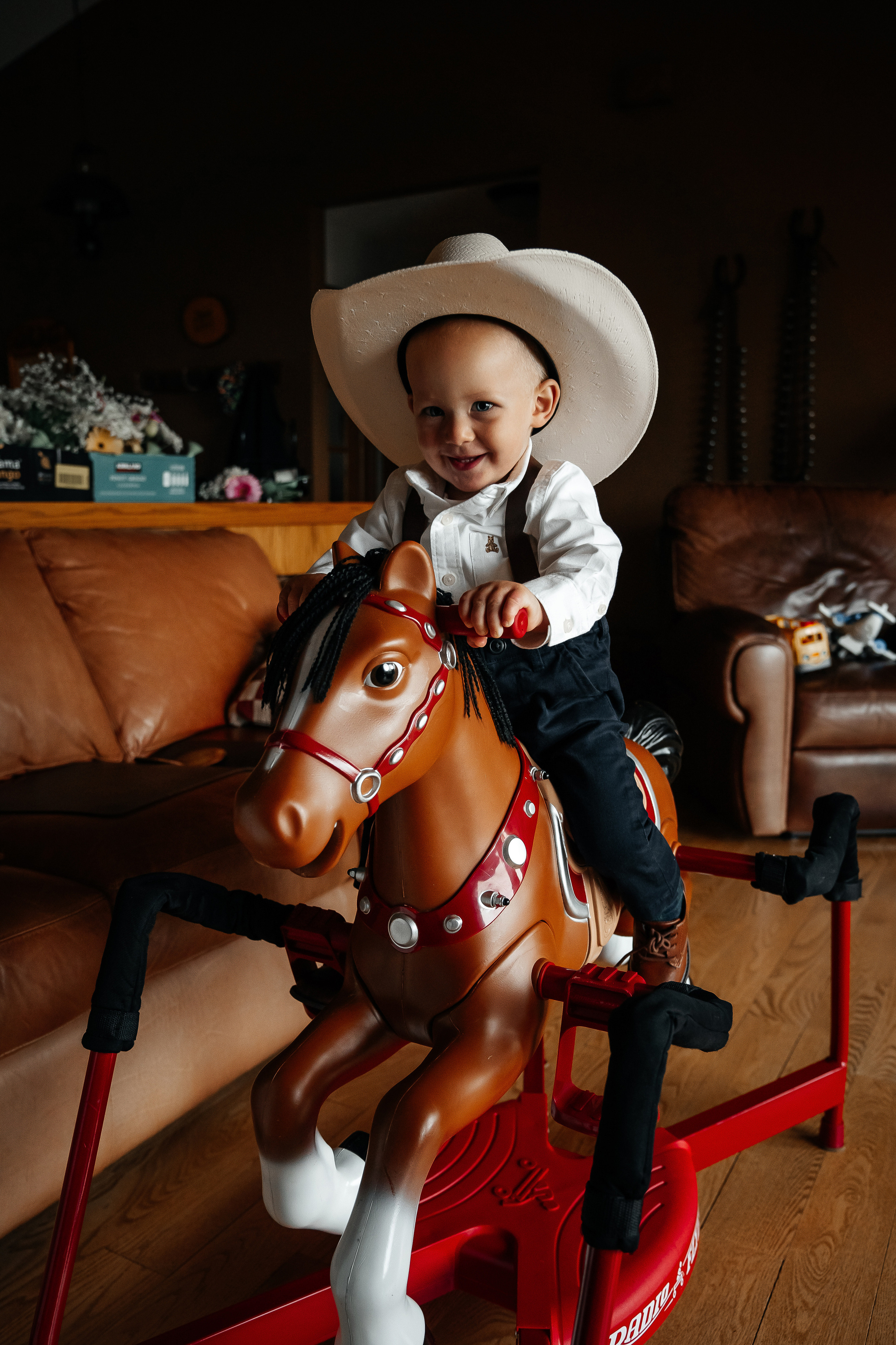 Tyrone & Glennda. Wedding and Family Photographer in Calgary