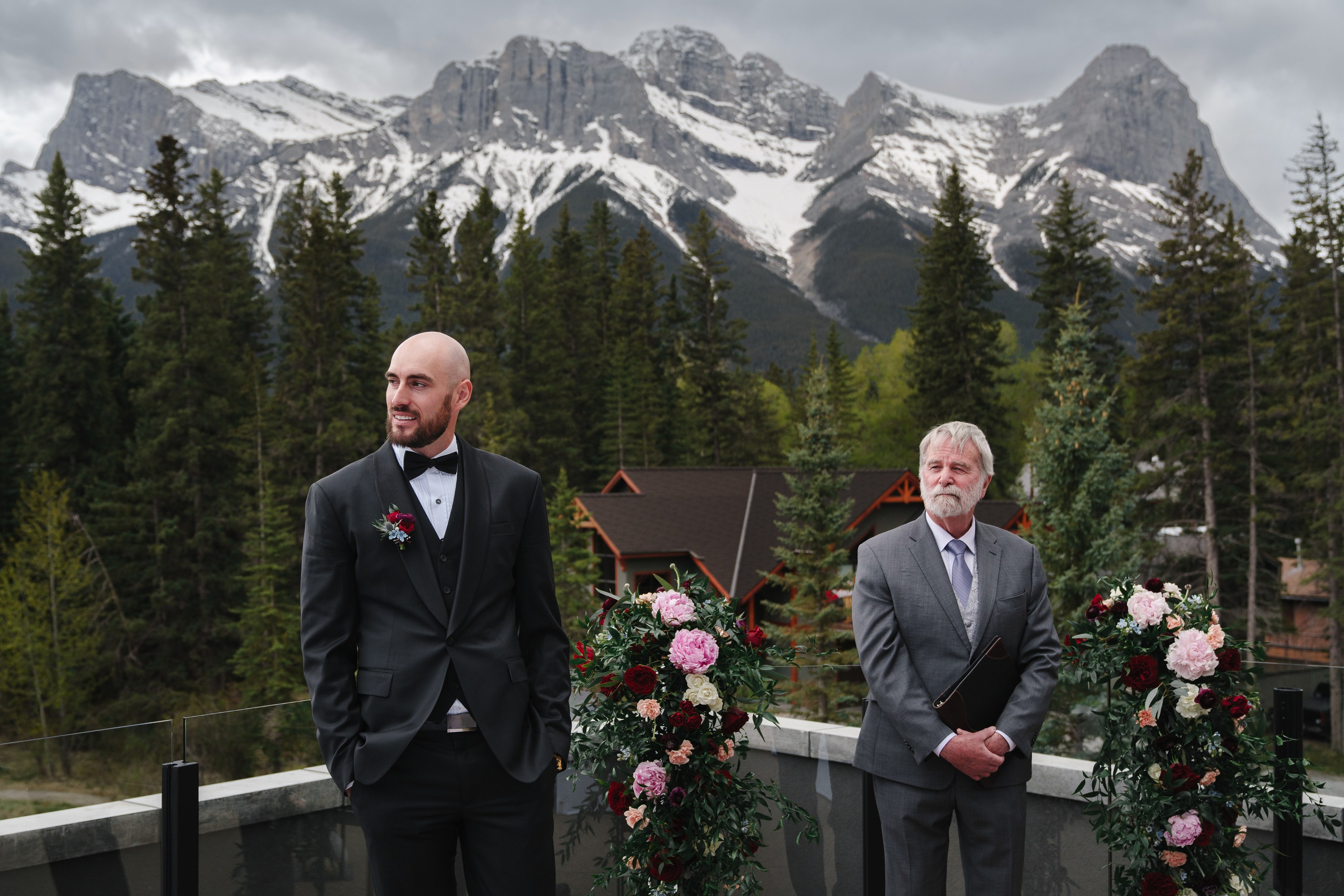 Derek & Jenny. Wedding and Family Photographer in Calgary