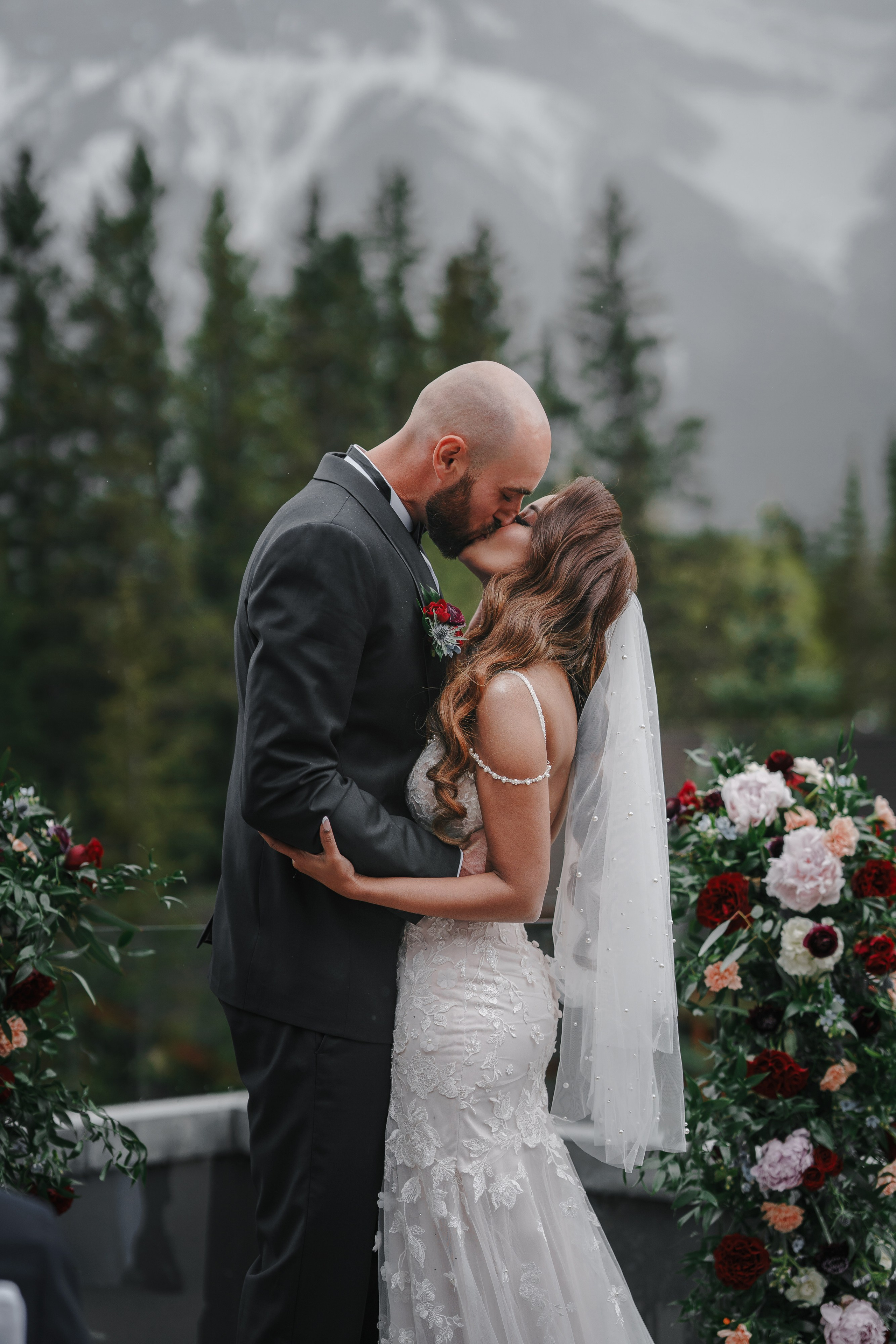 Derek & Jenny. Wedding and Family Photographer in Calgary