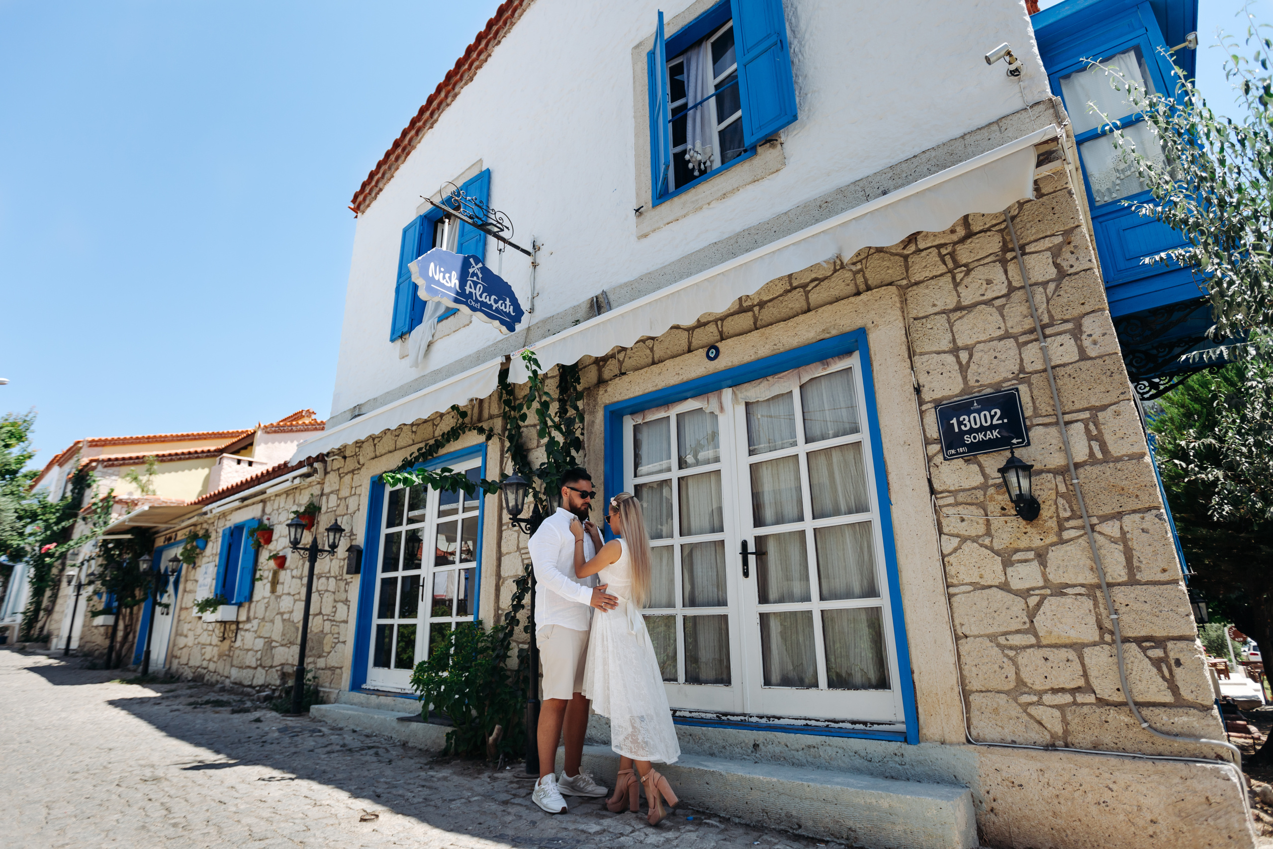 IZMIR. Wedding and Family Photographer in Calgary