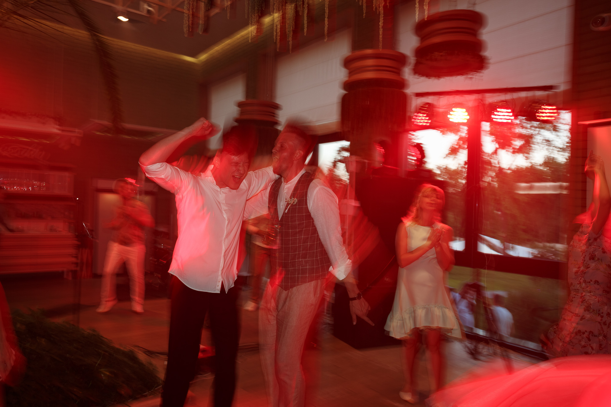 Yulia&Alexander. Wedding and Family Photographer in Calgary