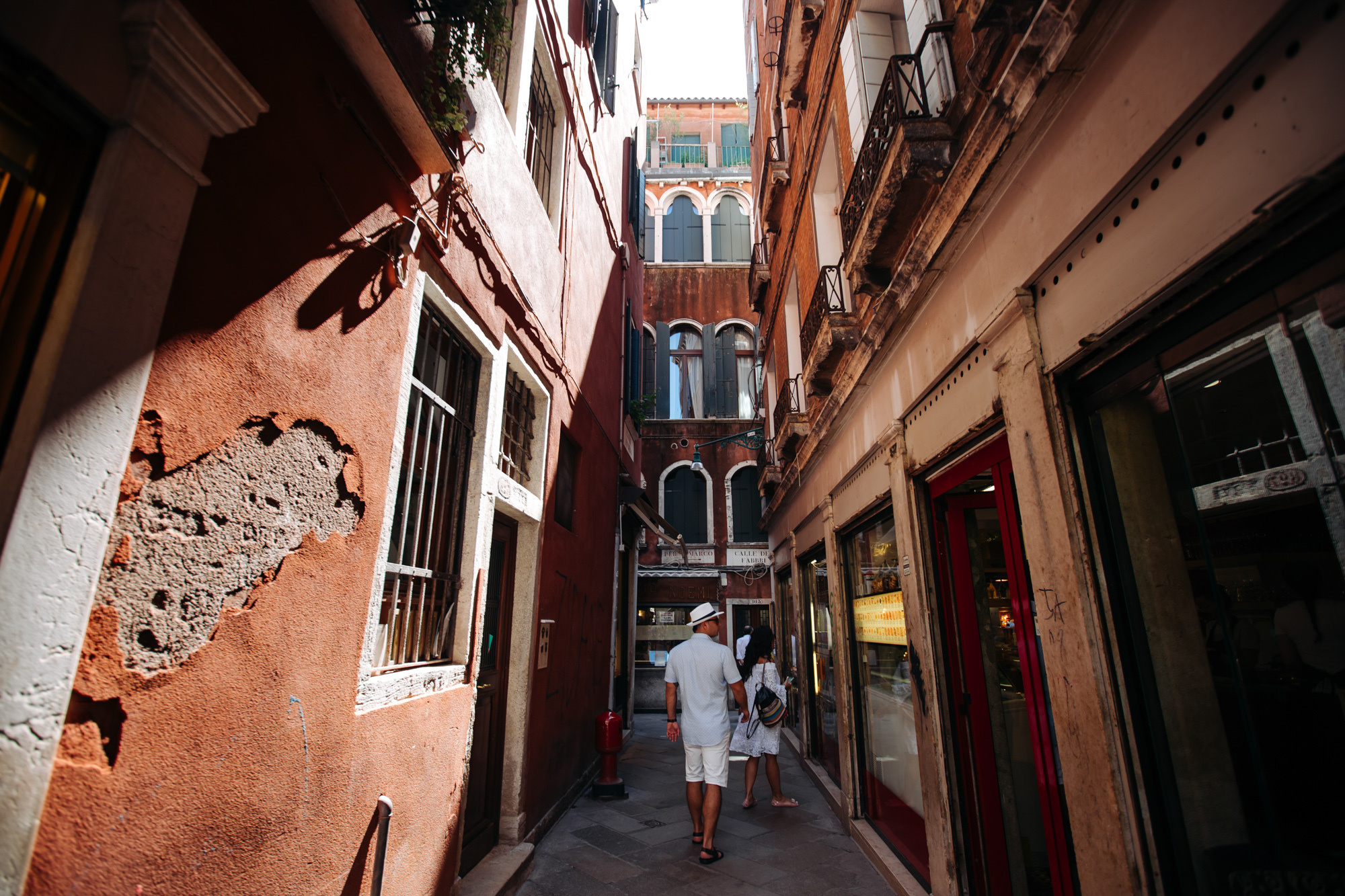 VENICE. Wedding and Family Photographer in Calgary