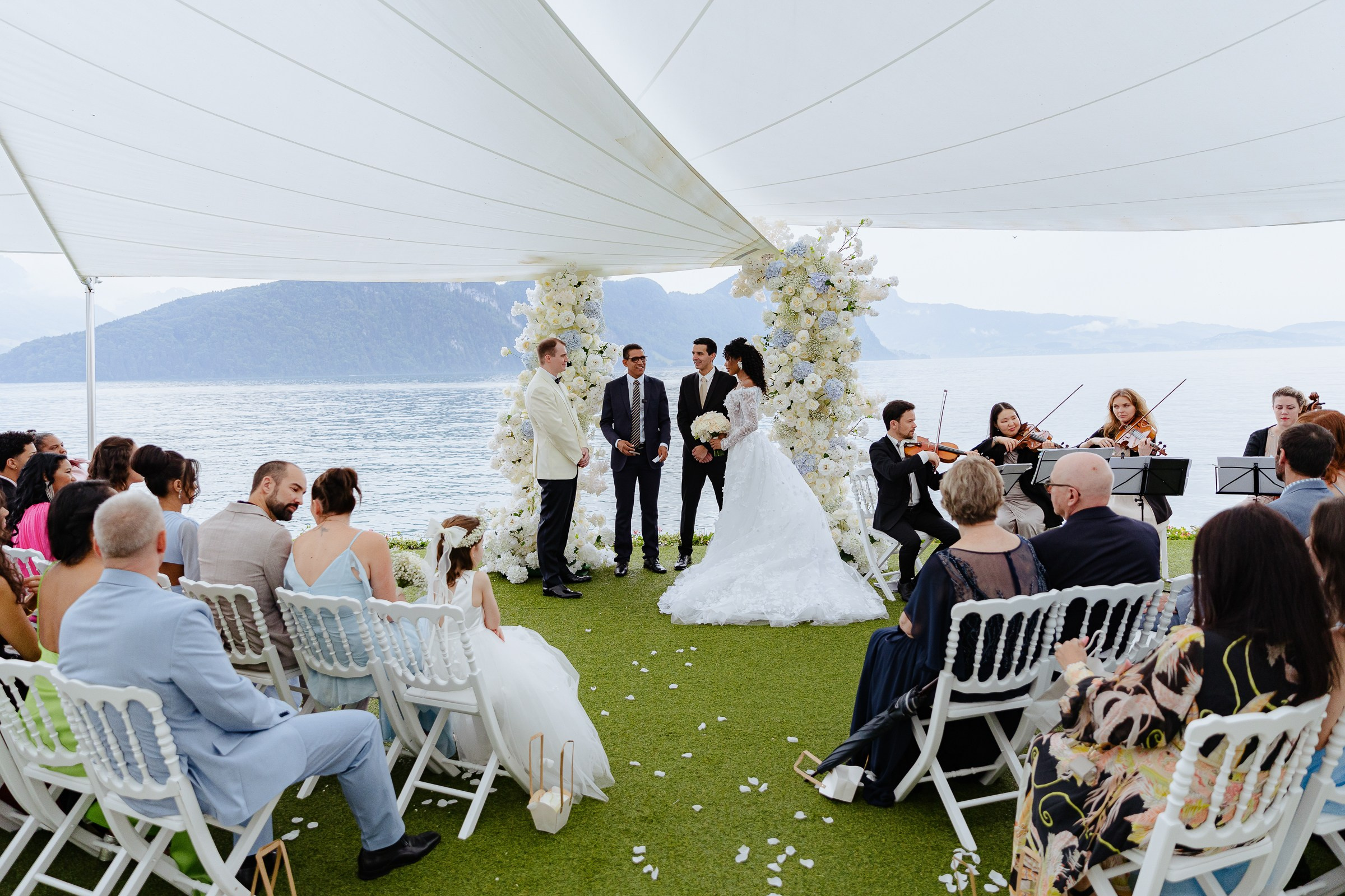 Florian and Fenifer Park Hotel Vitznau. Wedding photographer in Italy |Florence, Roma, Como, Tuscan, Venice