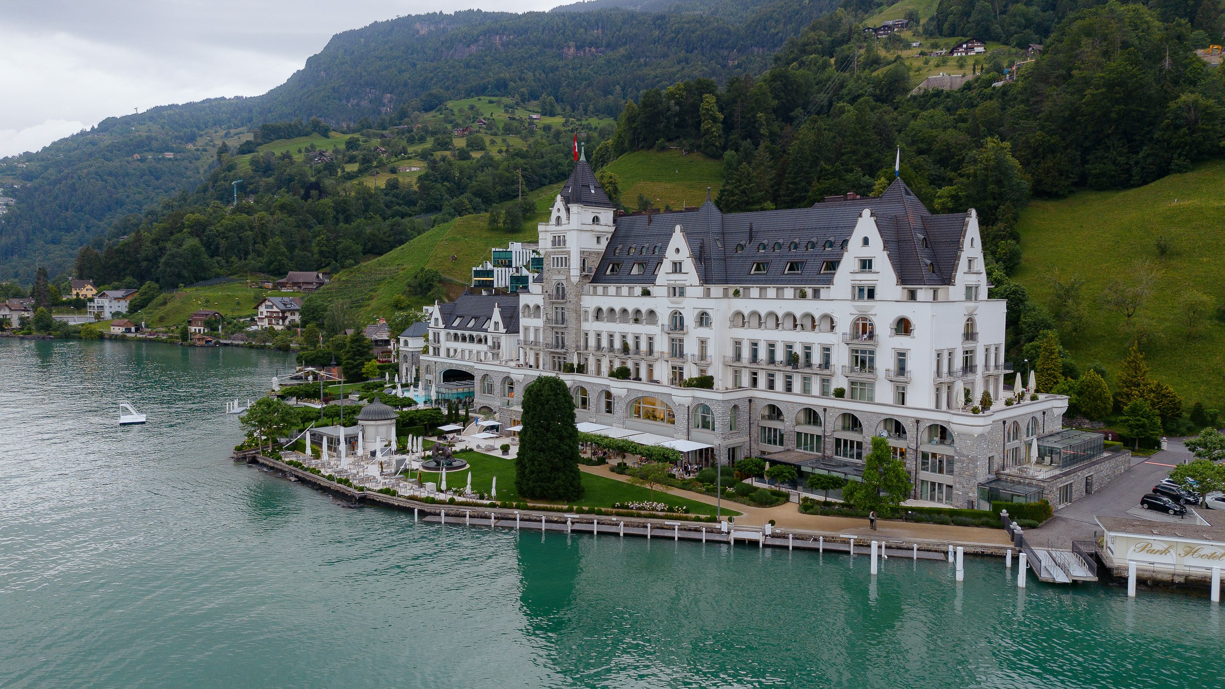 Florian and Fenifer Park Hotel Vitznau. Wedding photographer in Italy |Florence, Roma, Como, Tuscan, Venice