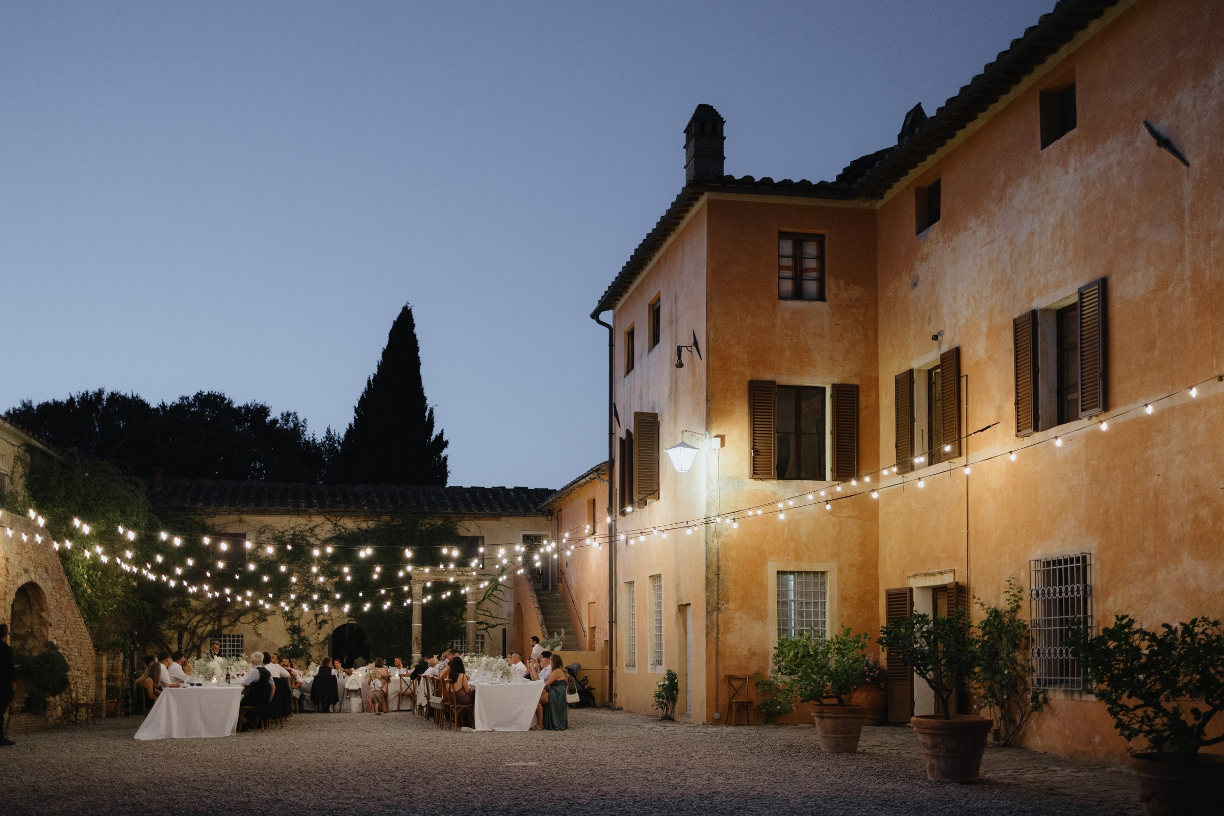 David and Larissa Tuscany Villa di Catignano. Wedding photographer in Italy |Florence, Roma, Como, Tuscan, Venice