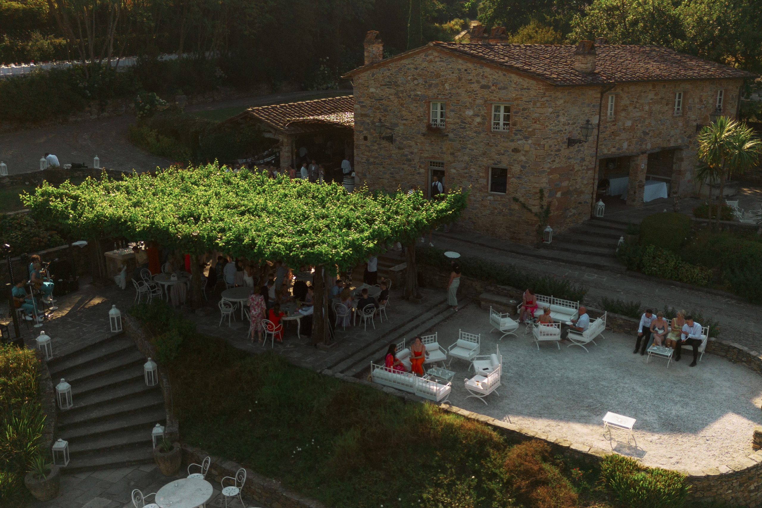 Joe and Colleen Valle di Badia. Wedding photographer in Italy |Florence, Roma, Como, Tuscan, Venice