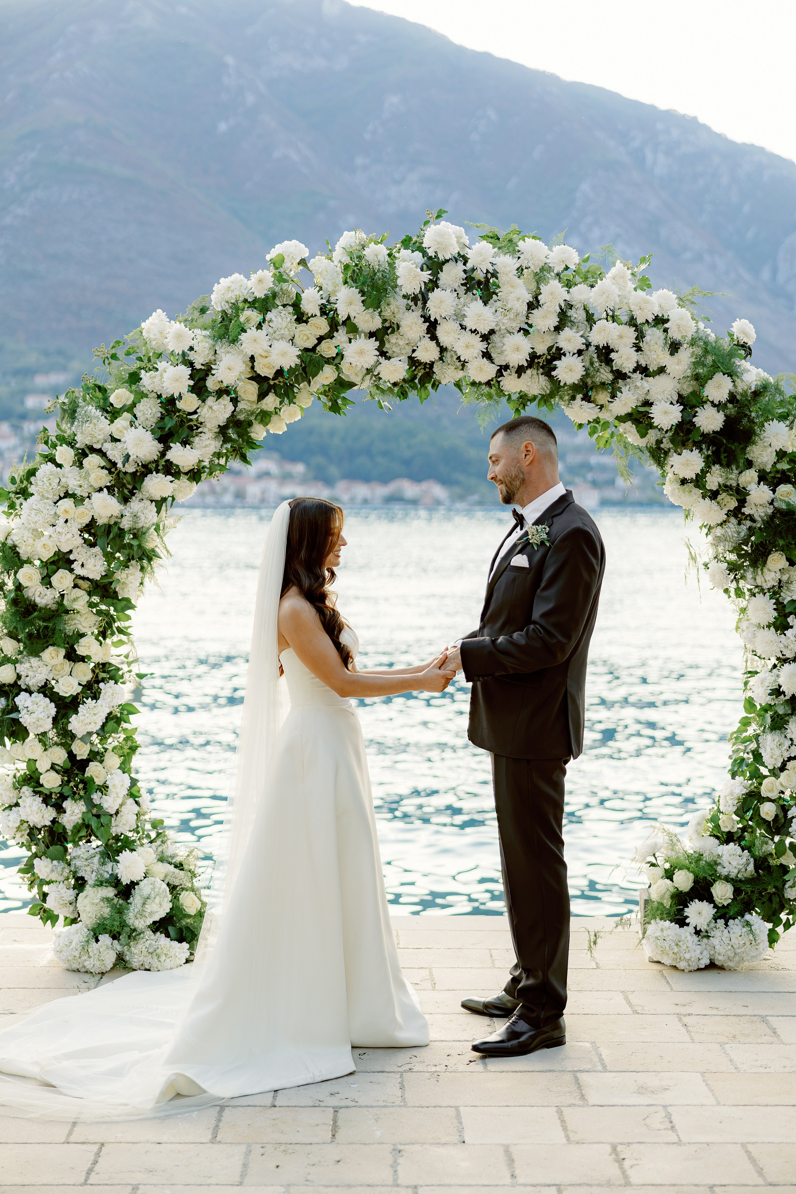Brandon and Irina Montenegro. Wedding photographer in Italy |Florence, Roma, Como, Tuscany, Venice