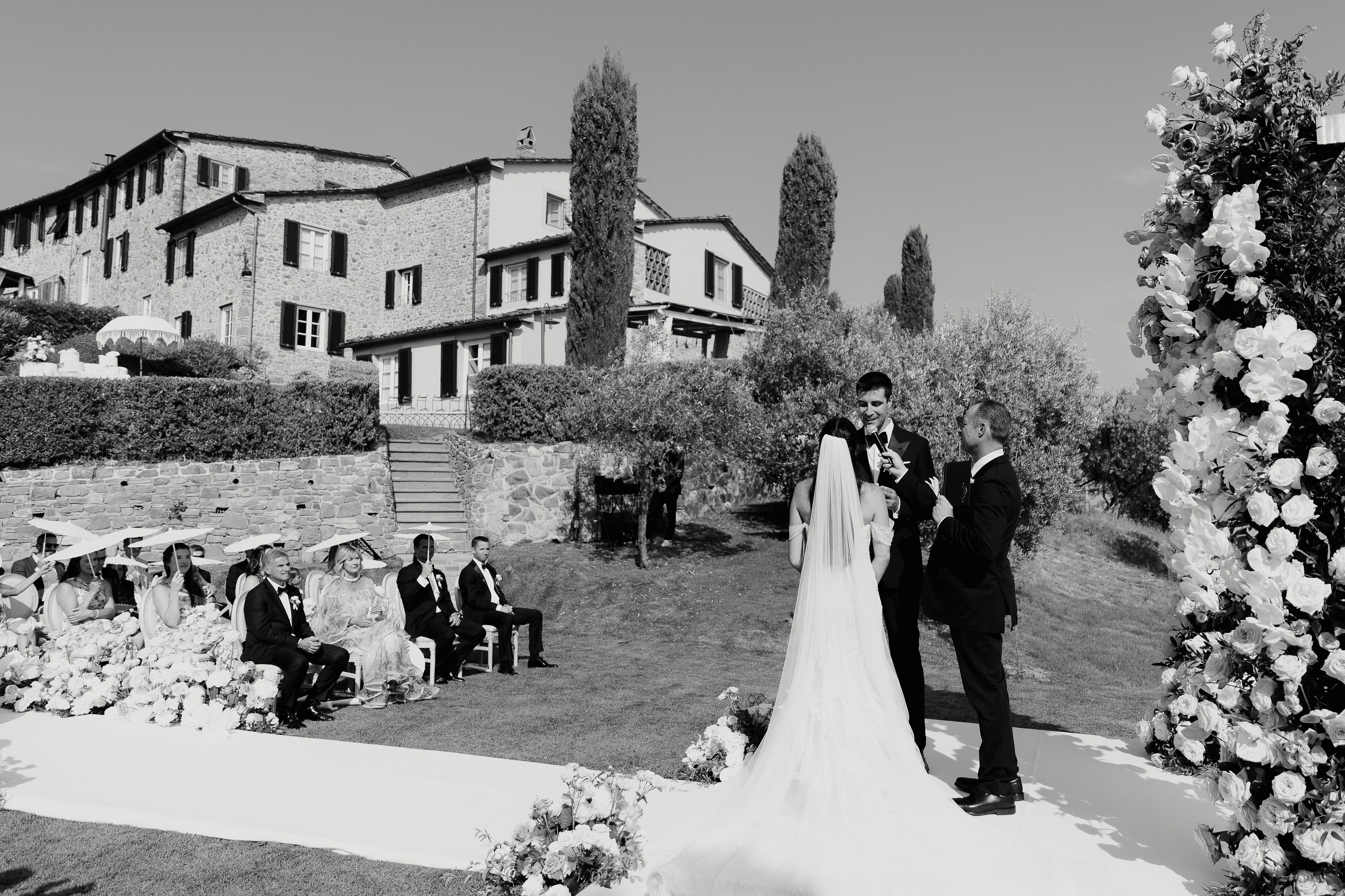 Tobias and Lauren Tuscany Casale de Pasquinelli. Wedding photographer in Italy |Florence, Roma, Como, Tuscan, Venice