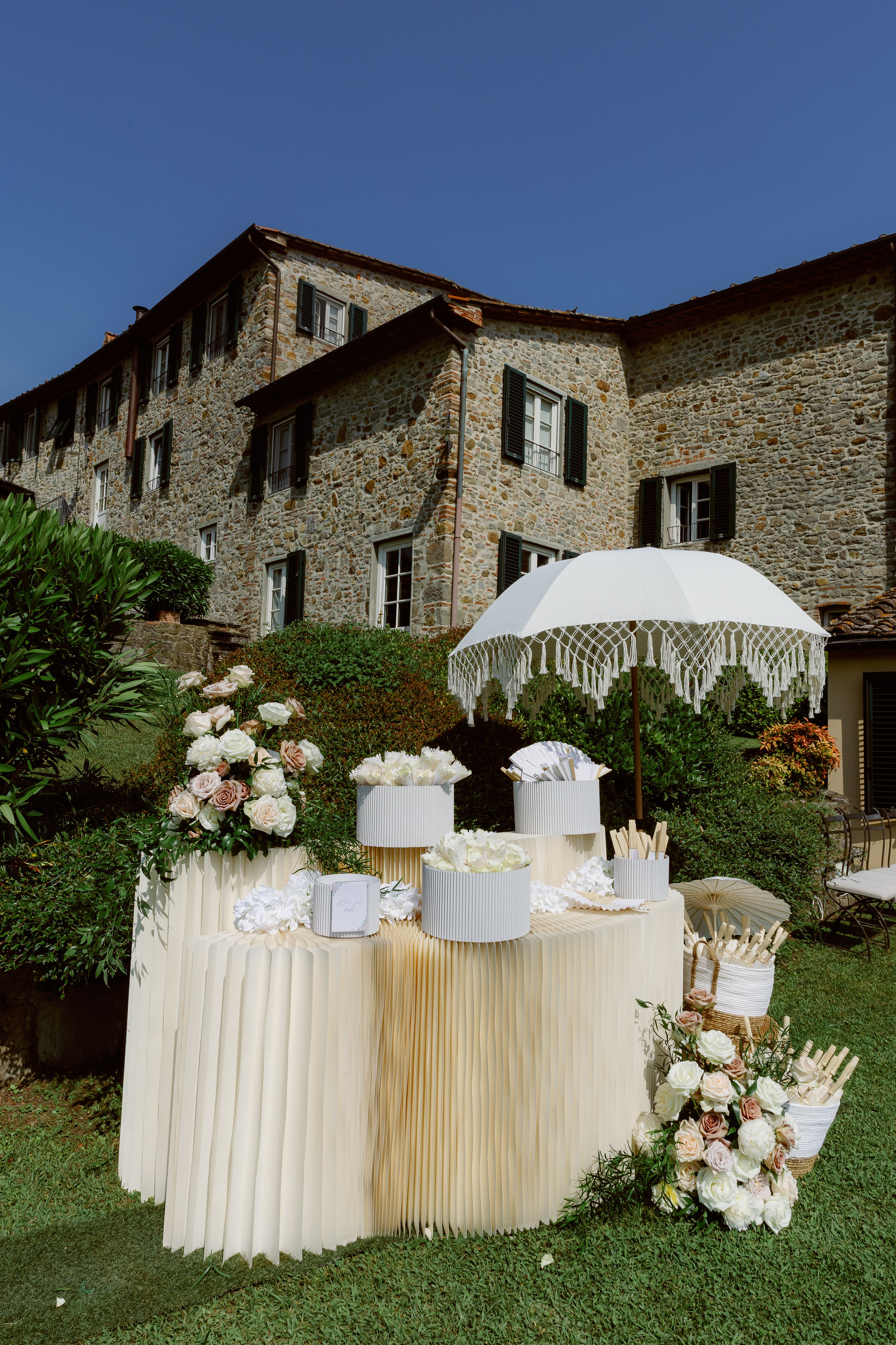 Tobias and Lauren Tuscany Casale de Pasquinelli. Wedding photographer in Italy |Florence, Roma, Como, Tuscan, Venice