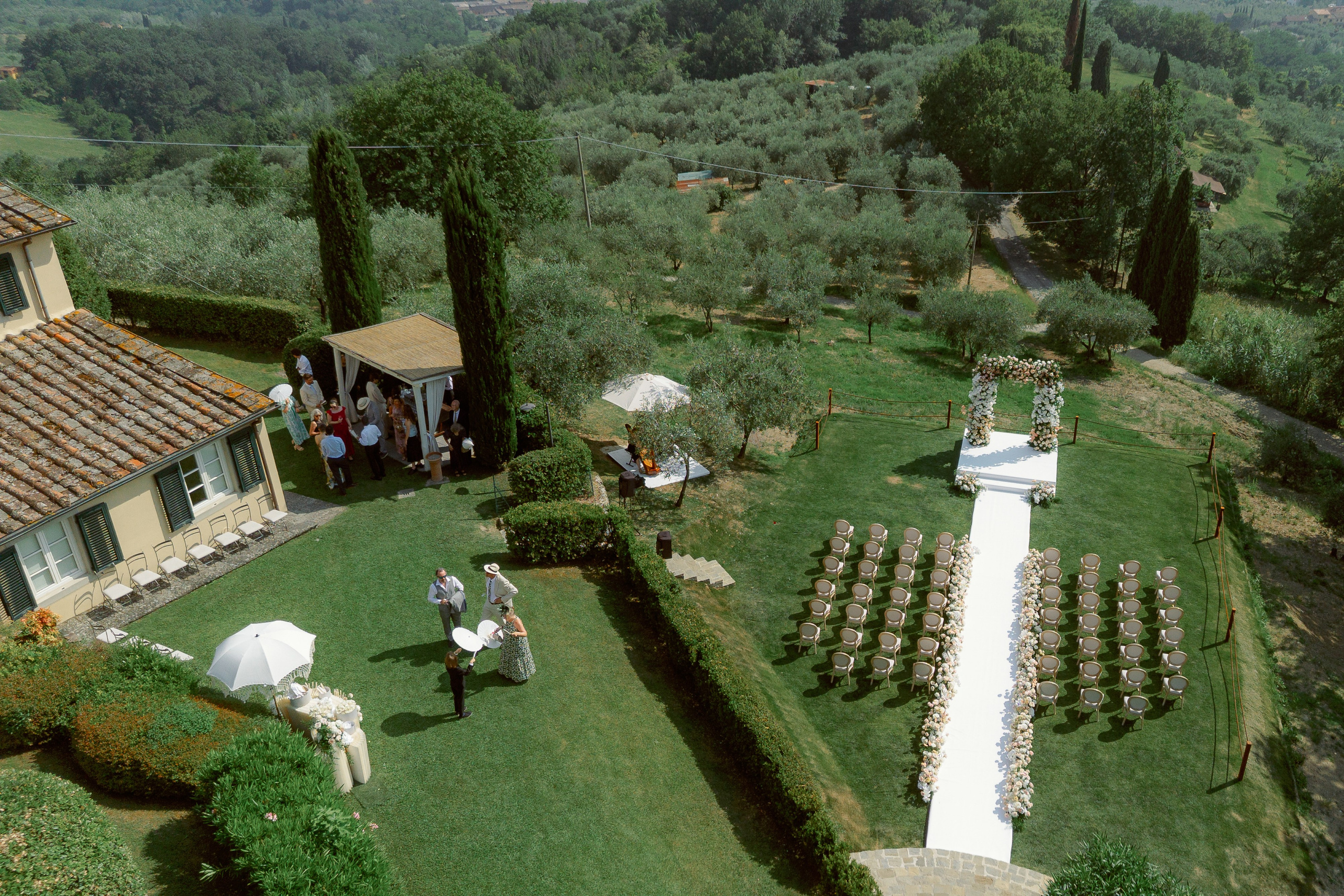 Tobias and Lauren Tuscany Casale de Pasquinelli. Wedding photographer in Italy |Florence, Roma, Como, Tuscan, Venice