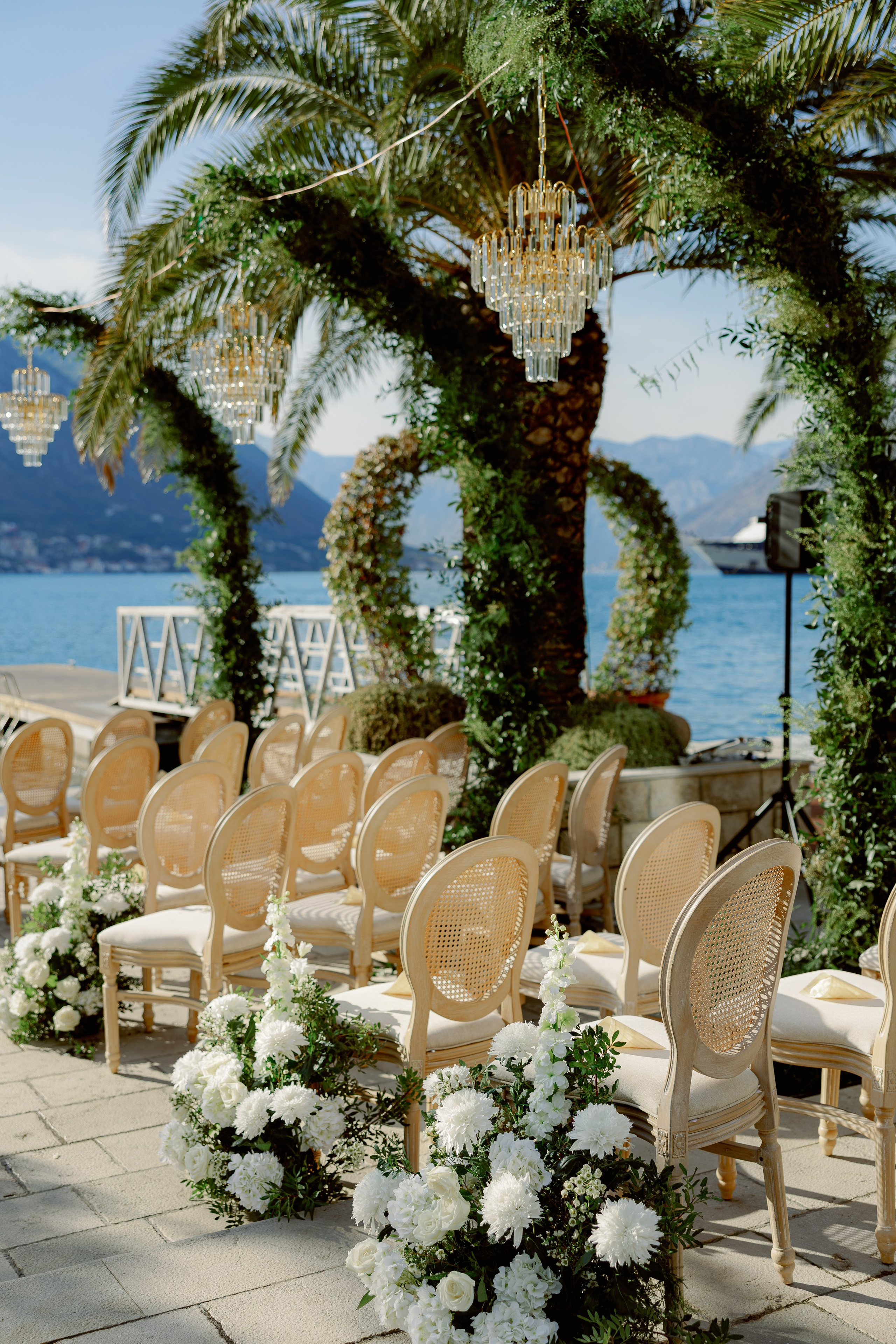 Brandon and Irina Montenegro. Wedding photographer in Italy |Florence, Roma, Como, Tuscany, Venice