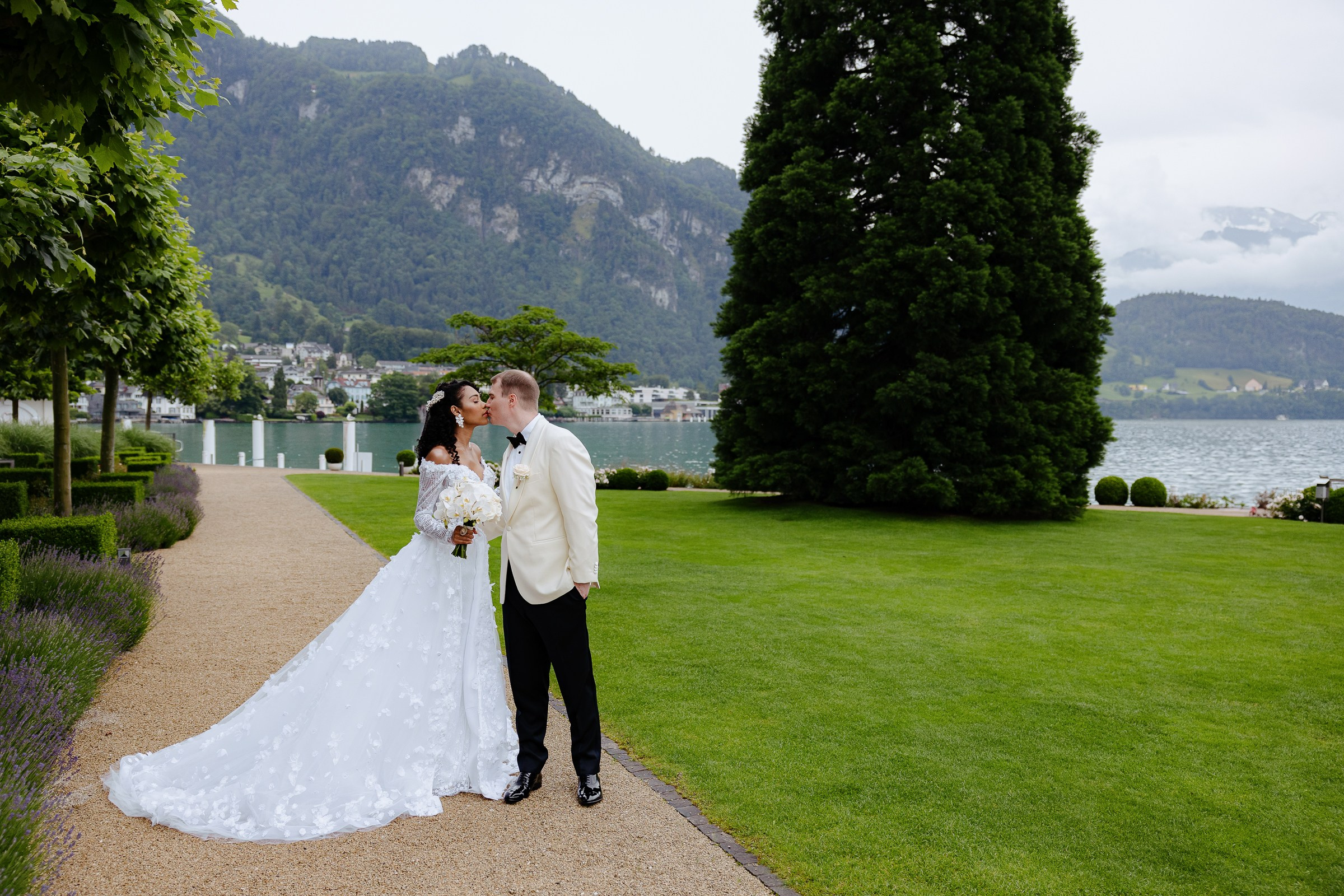Florian and Fenifer Park Hotel Vitznau. Wedding photographer in Italy |Florence, Roma, Como, Tuscan, Venice