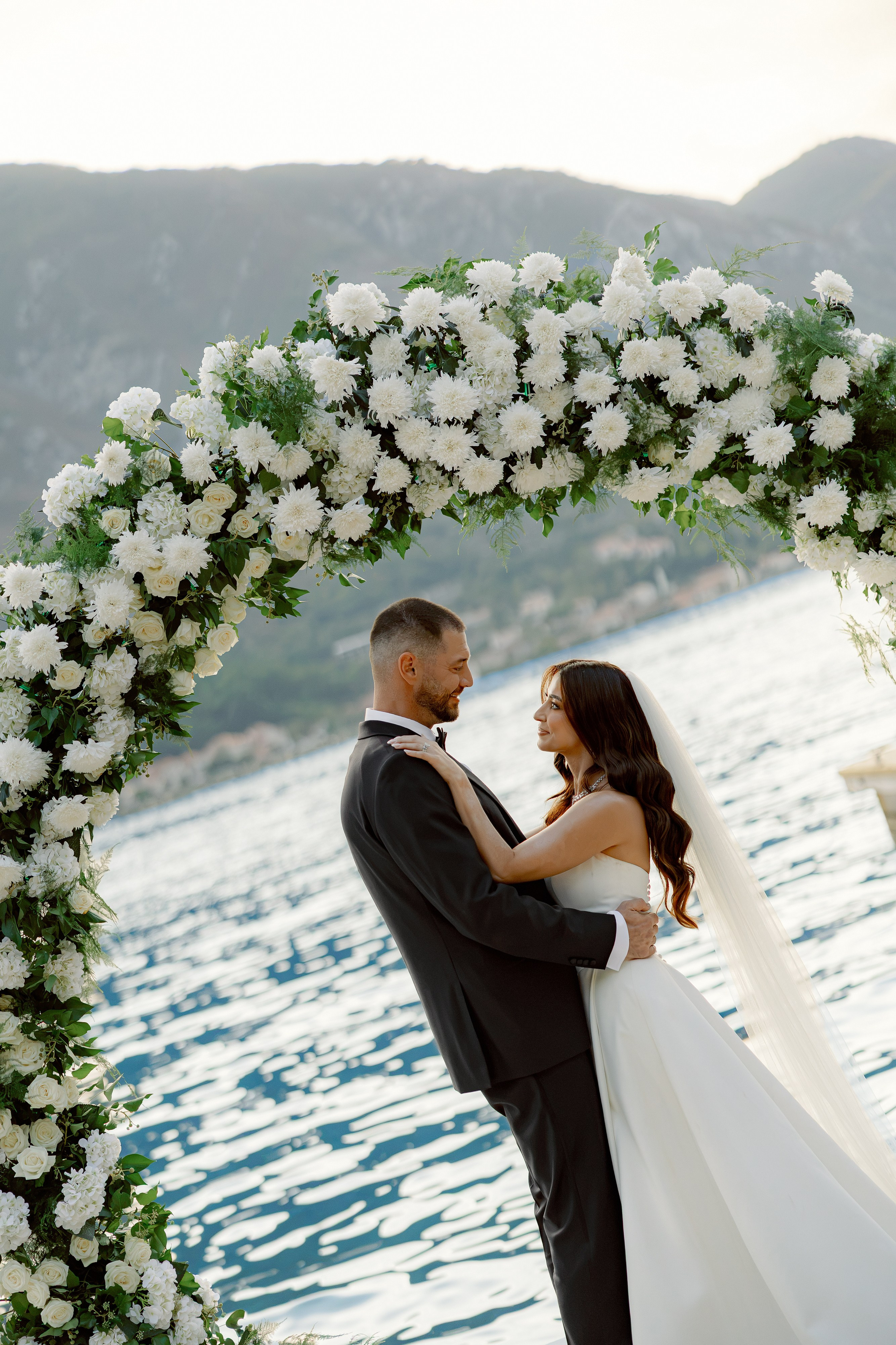 Brandon and Irina Montenegro. Wedding photographer in Italy |Florence, Roma, Como, Tuscany, Venice