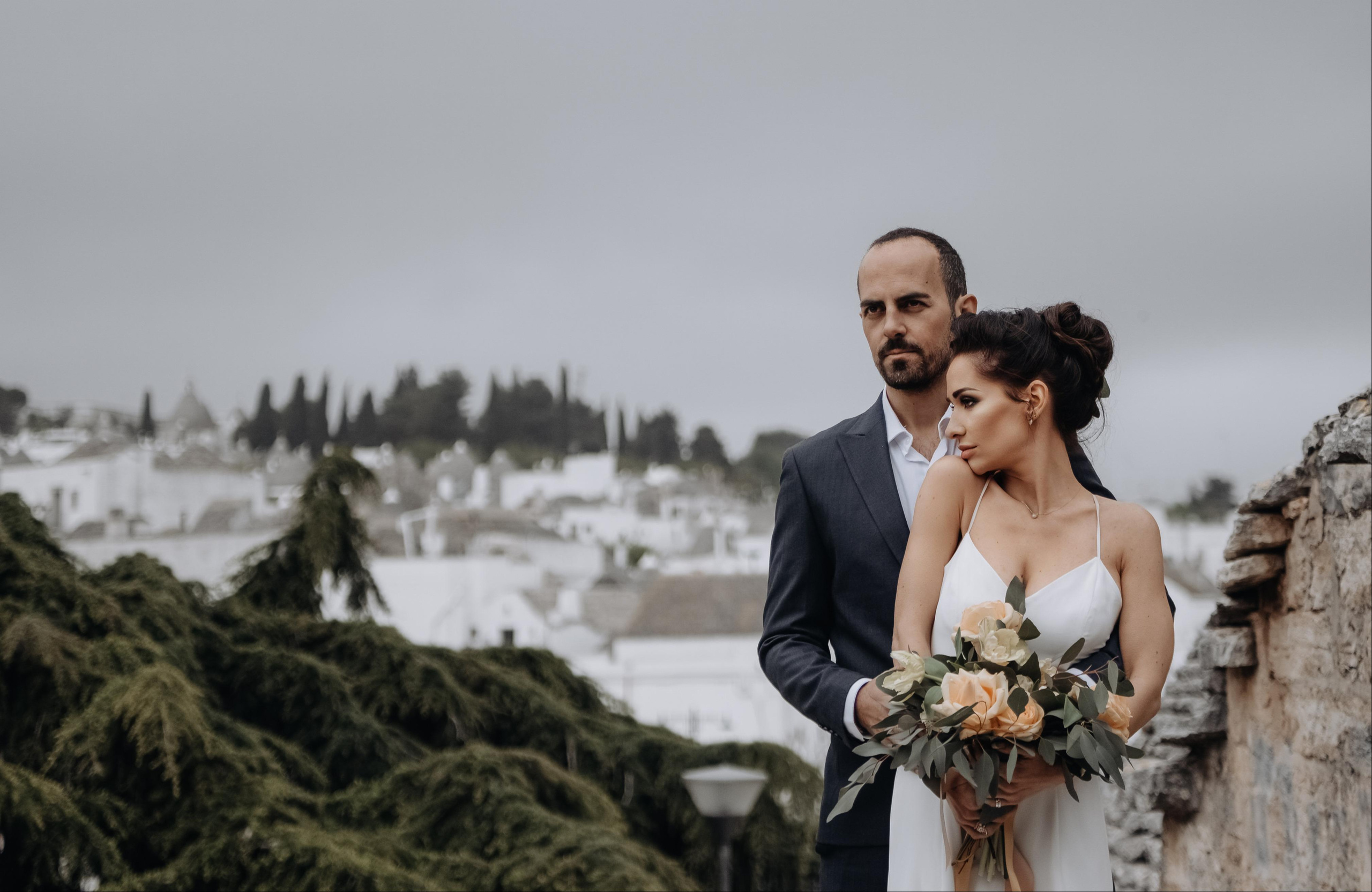 Julia & Jovani — Alberobello. Главная