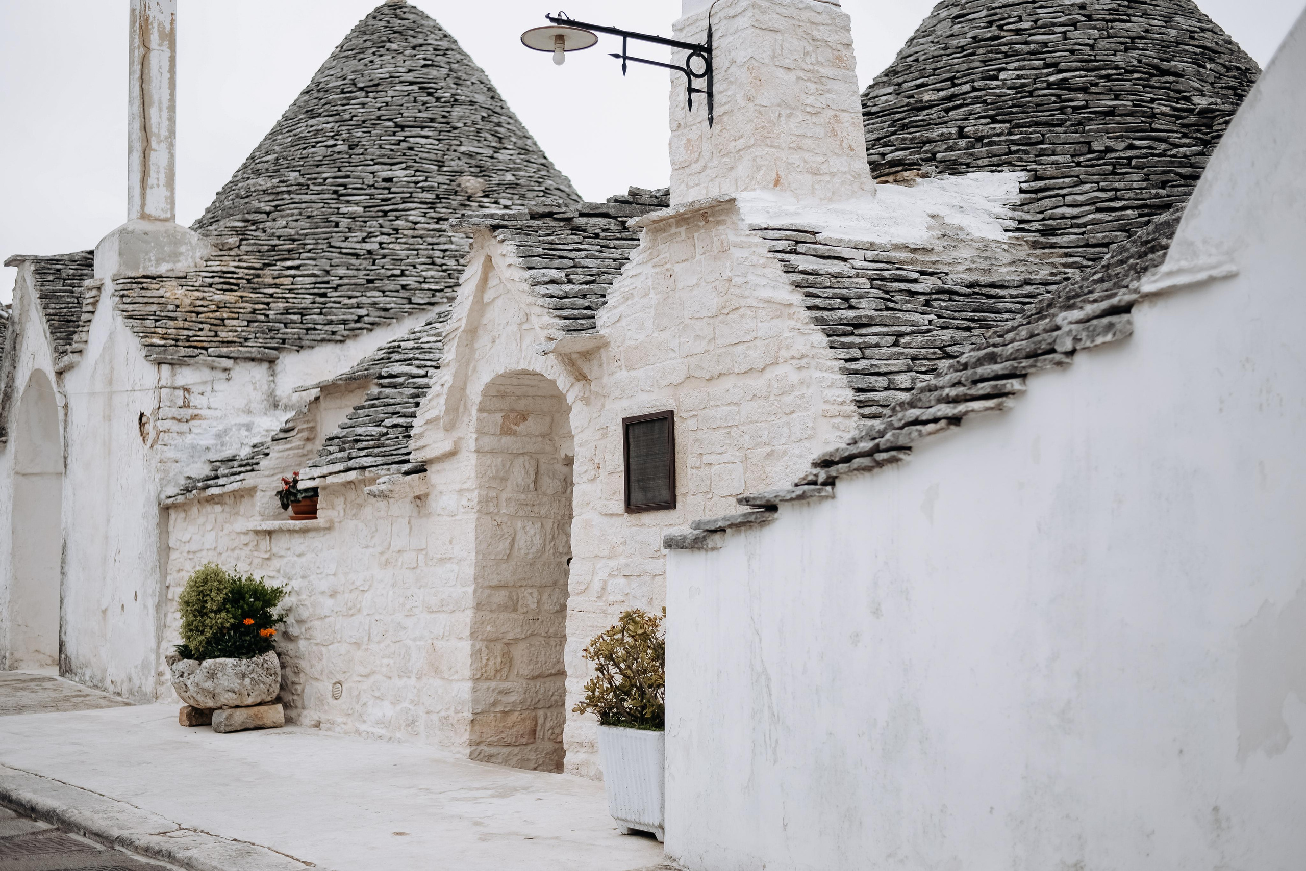 Julia & Jovani — Alberobello. Главная