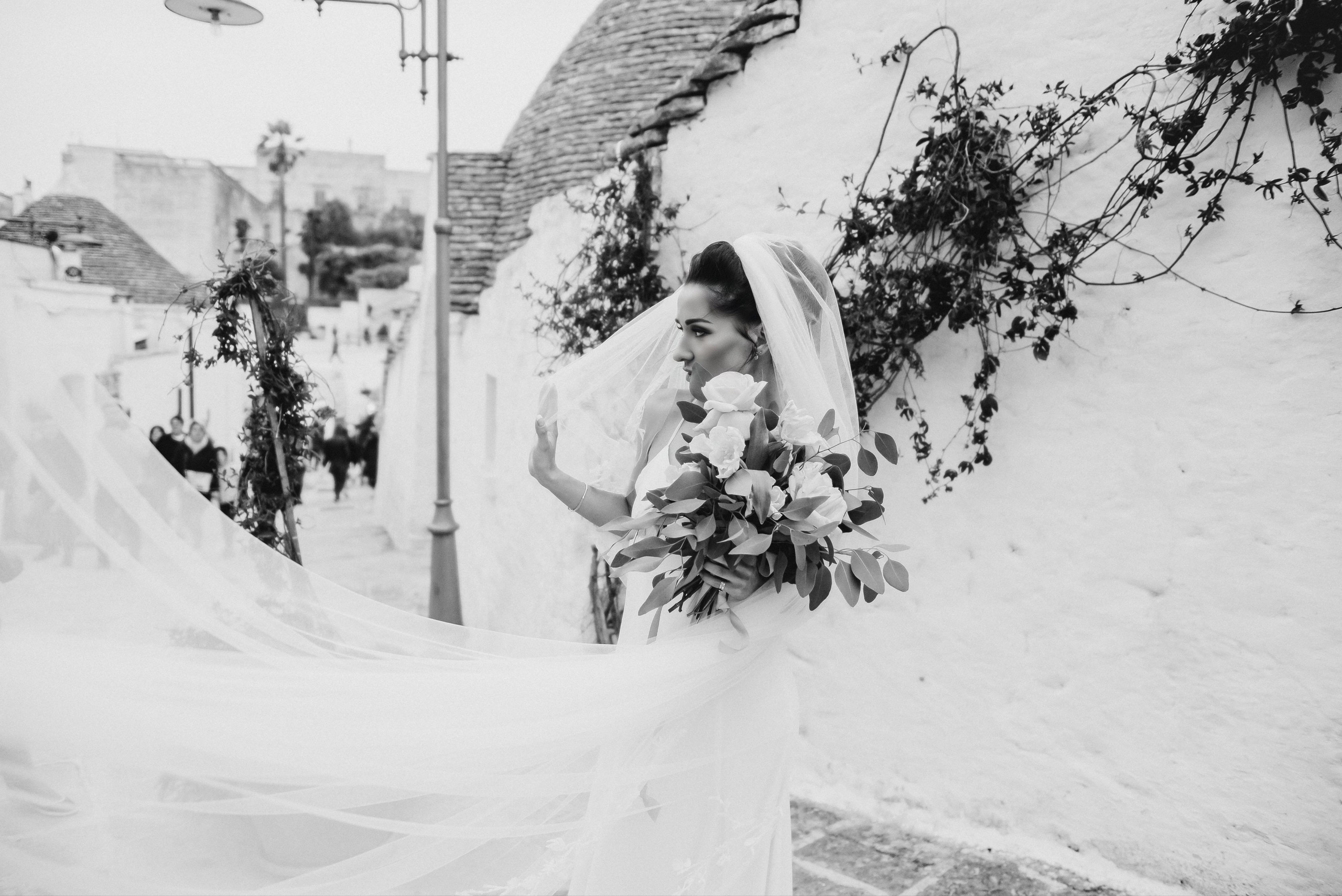 Julia & Jovani — Alberobello. Главная