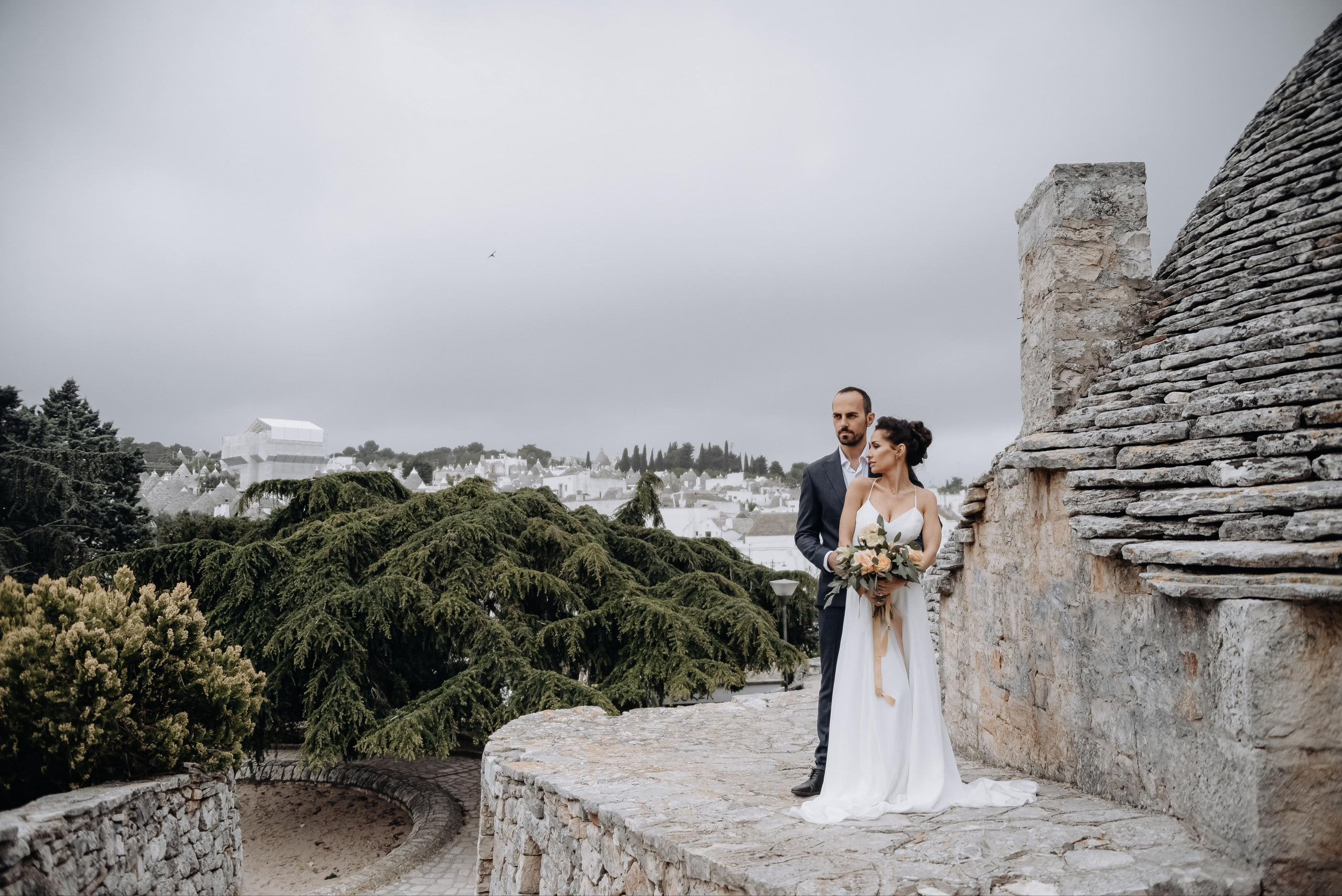 Julia & Jovani — Alberobello. Главная