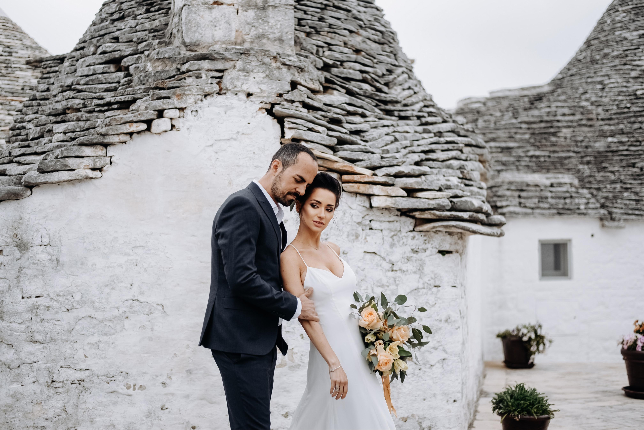 Julia & Jovani — Alberobello. Главная