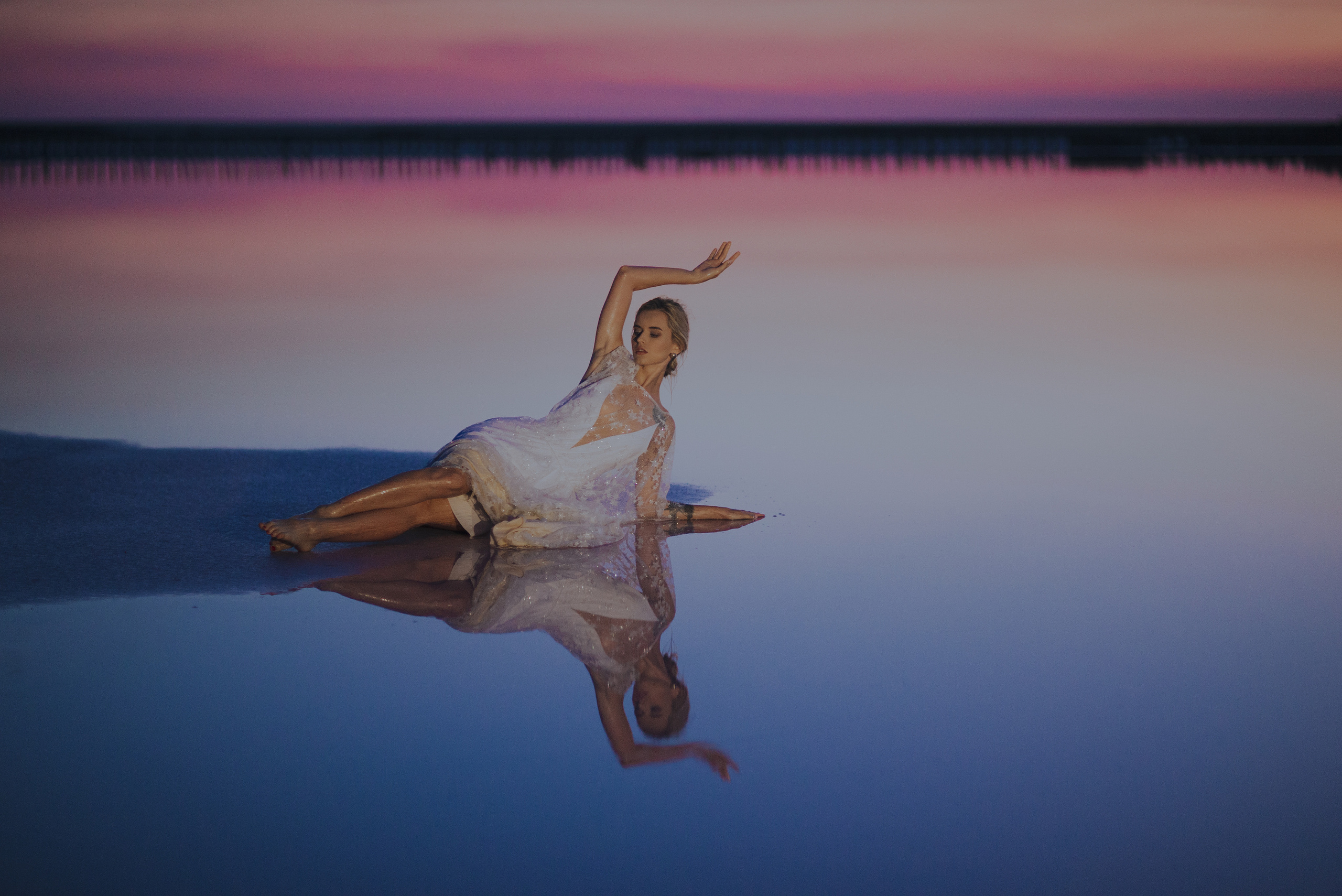 Pink Lake. Главная