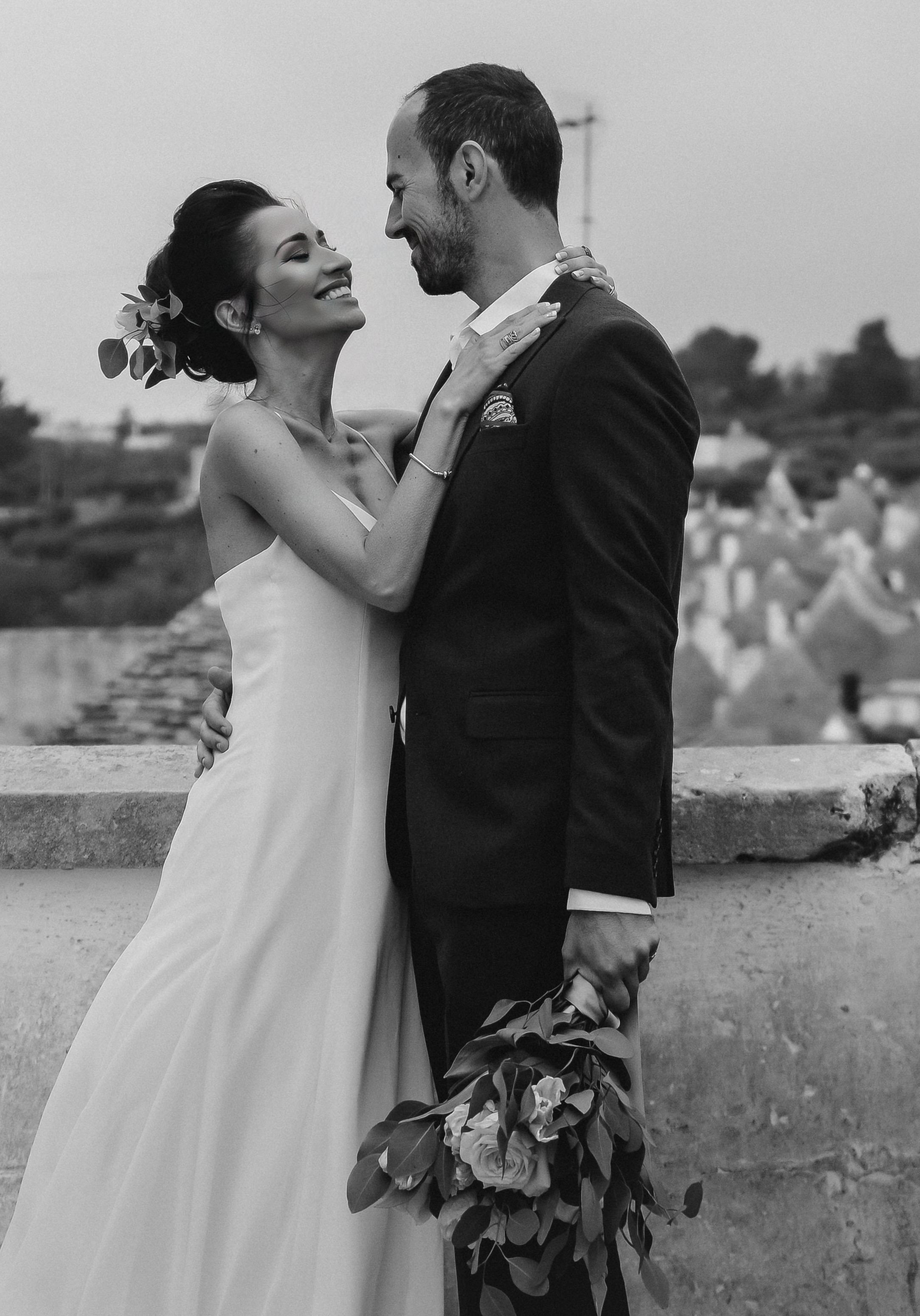 Julia & Jovani — Alberobello. Главная