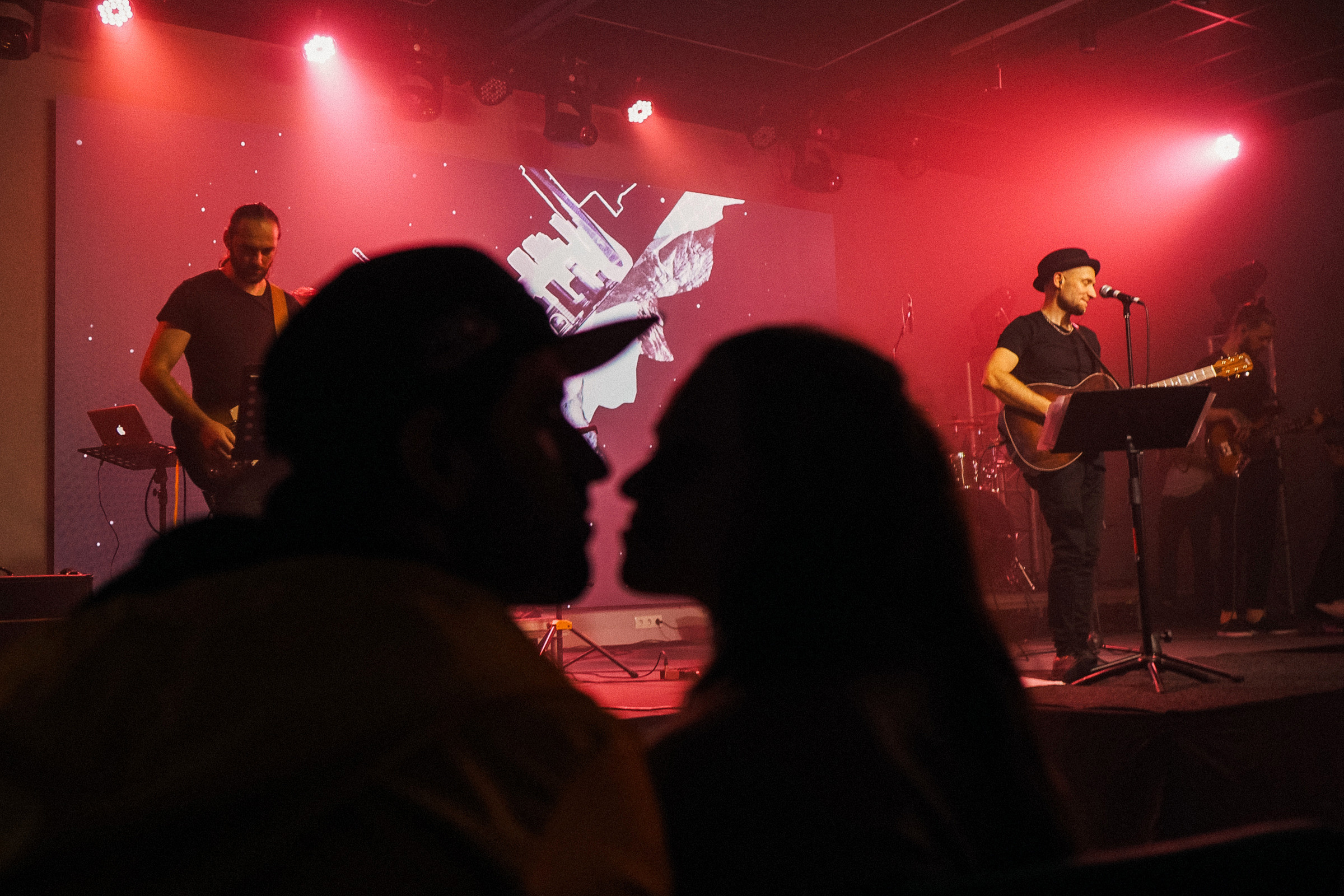 Vinger. Bryllups- og familiefotograf i Norge og Europa – Oleg Nemchenko