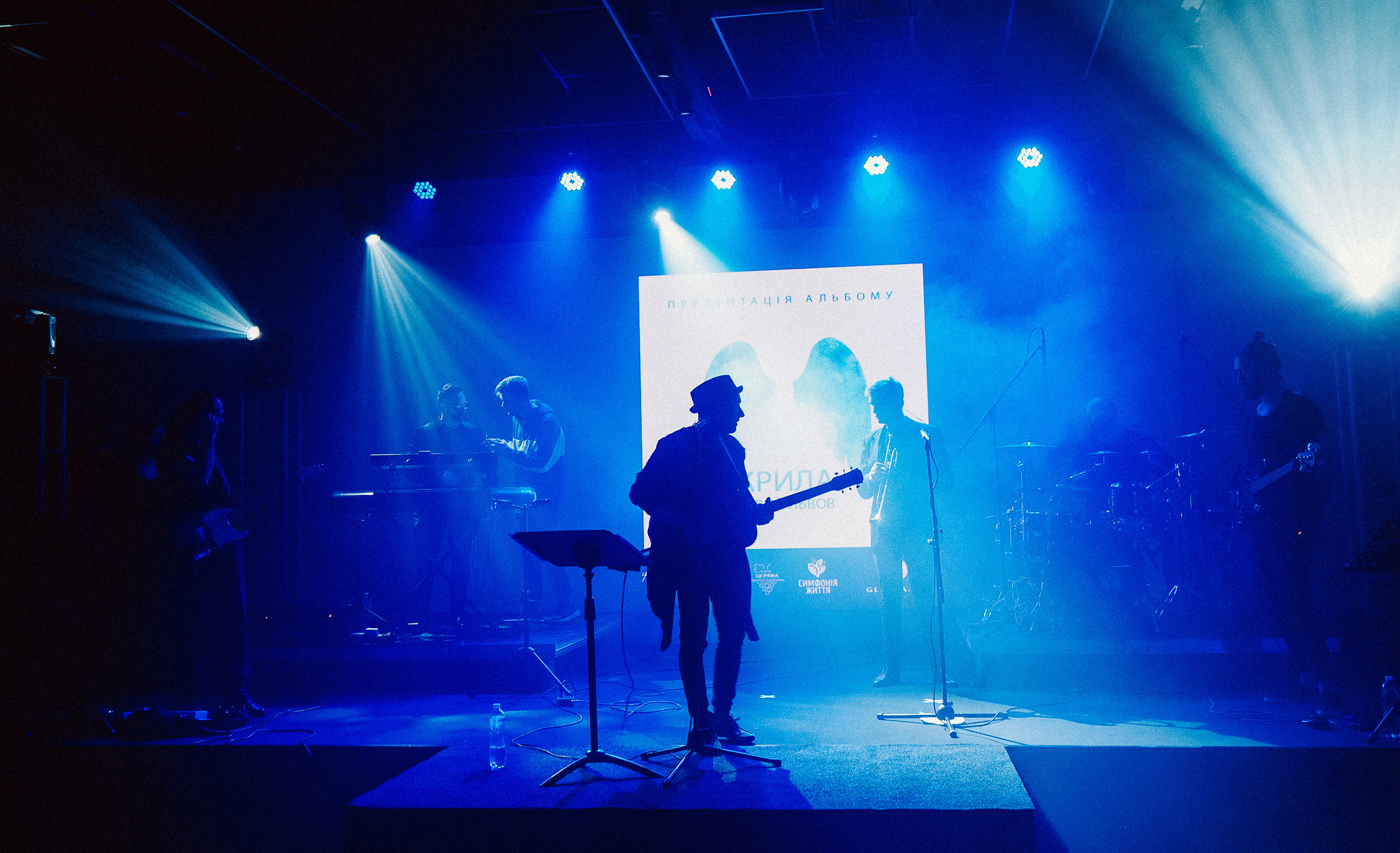 Vinger. Bryllups- og familiefotograf i Norge og Europa – Oleg Nemchenko