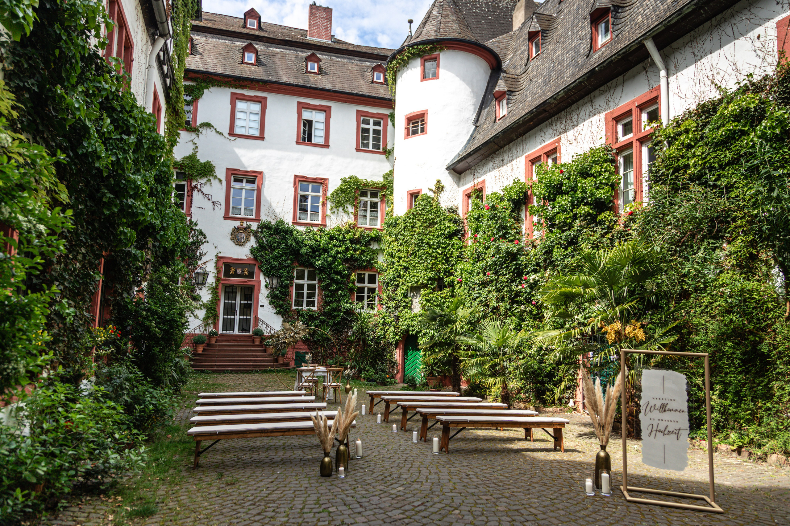 Interieur- & Raumfotografie für Unternehmen. Ein Fotografin, mit dem es angenehm zu arbeiten ist