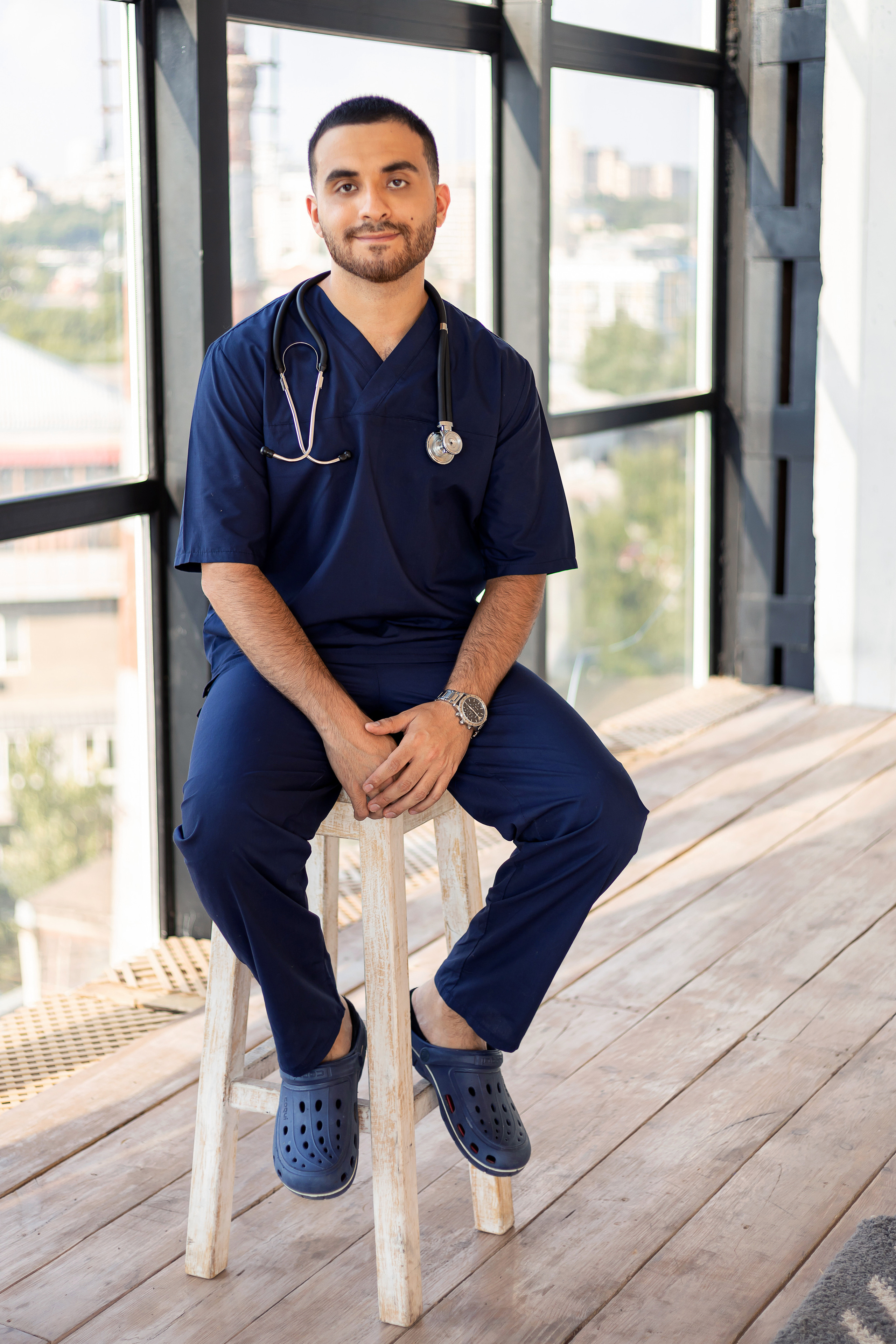 Medizinisches Businessportrait. Ein Fotografin, mit dem es angenehm zu arbeiten ist