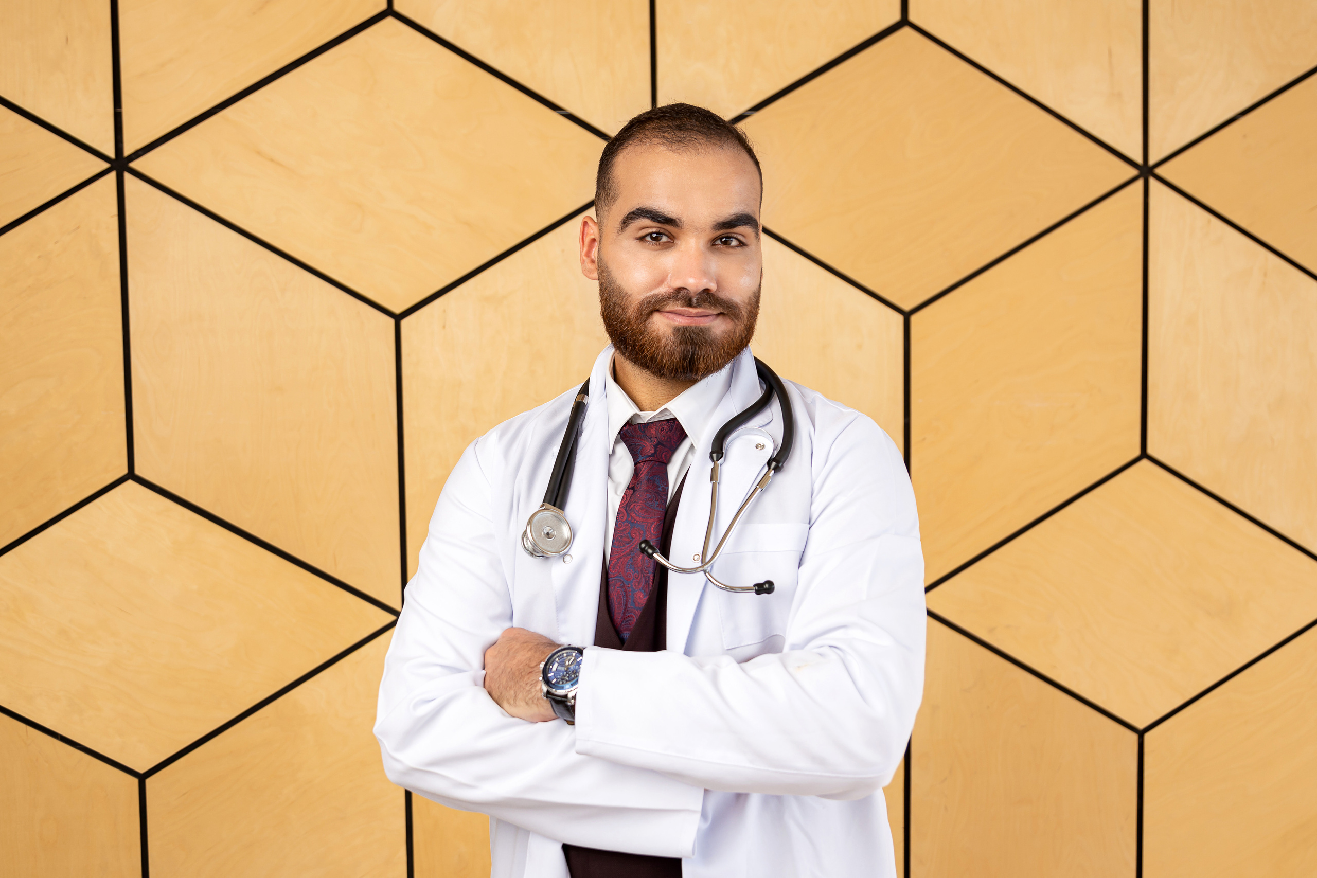 Medizinisches Businessportrait. Ein Fotografin, mit dem es angenehm zu arbeiten ist