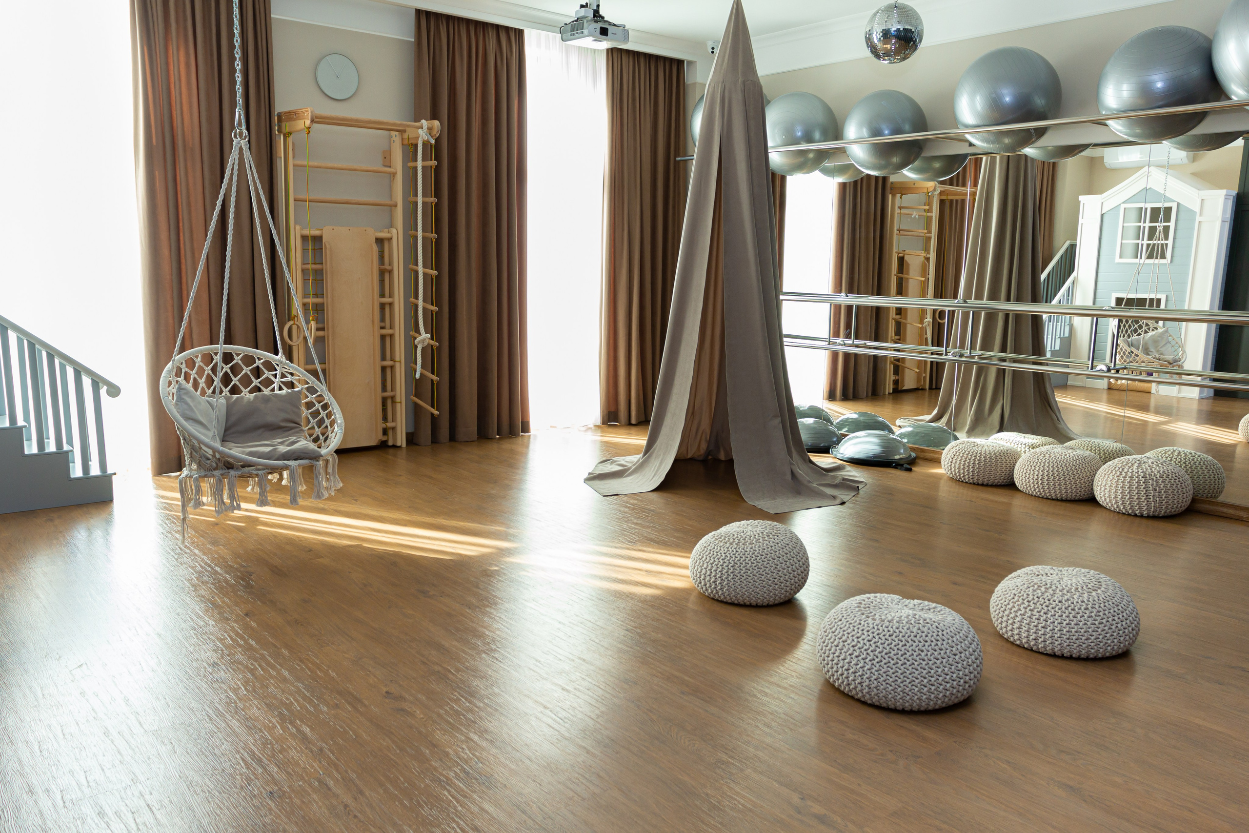 Interieur- & Raumfotografie für Unternehmen. Ein Fotografin, mit dem es angenehm zu arbeiten ist