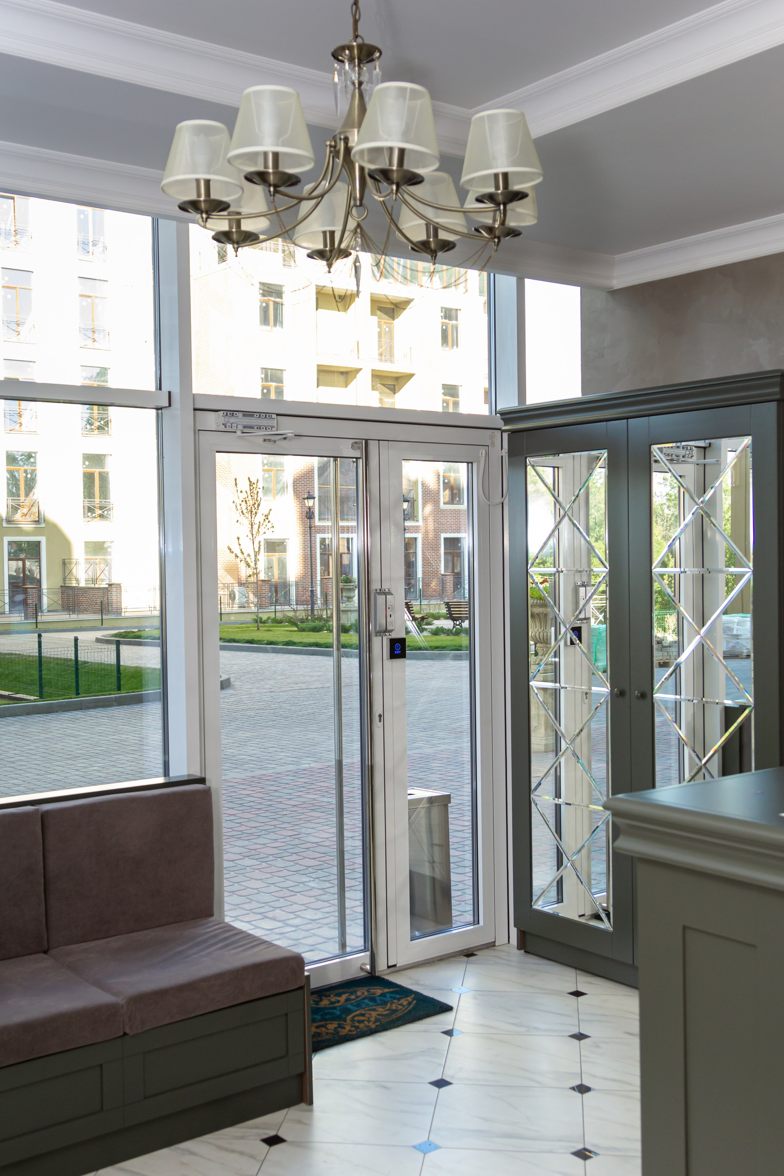 Interieur- & Raumfotografie für Unternehmen. Ein Fotografin, mit dem es angenehm zu arbeiten ist