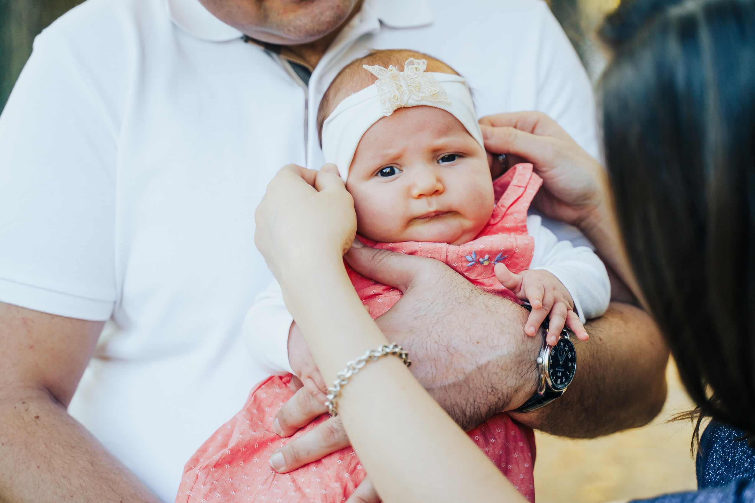 Family walking. Photographer in London Daria Agafonova