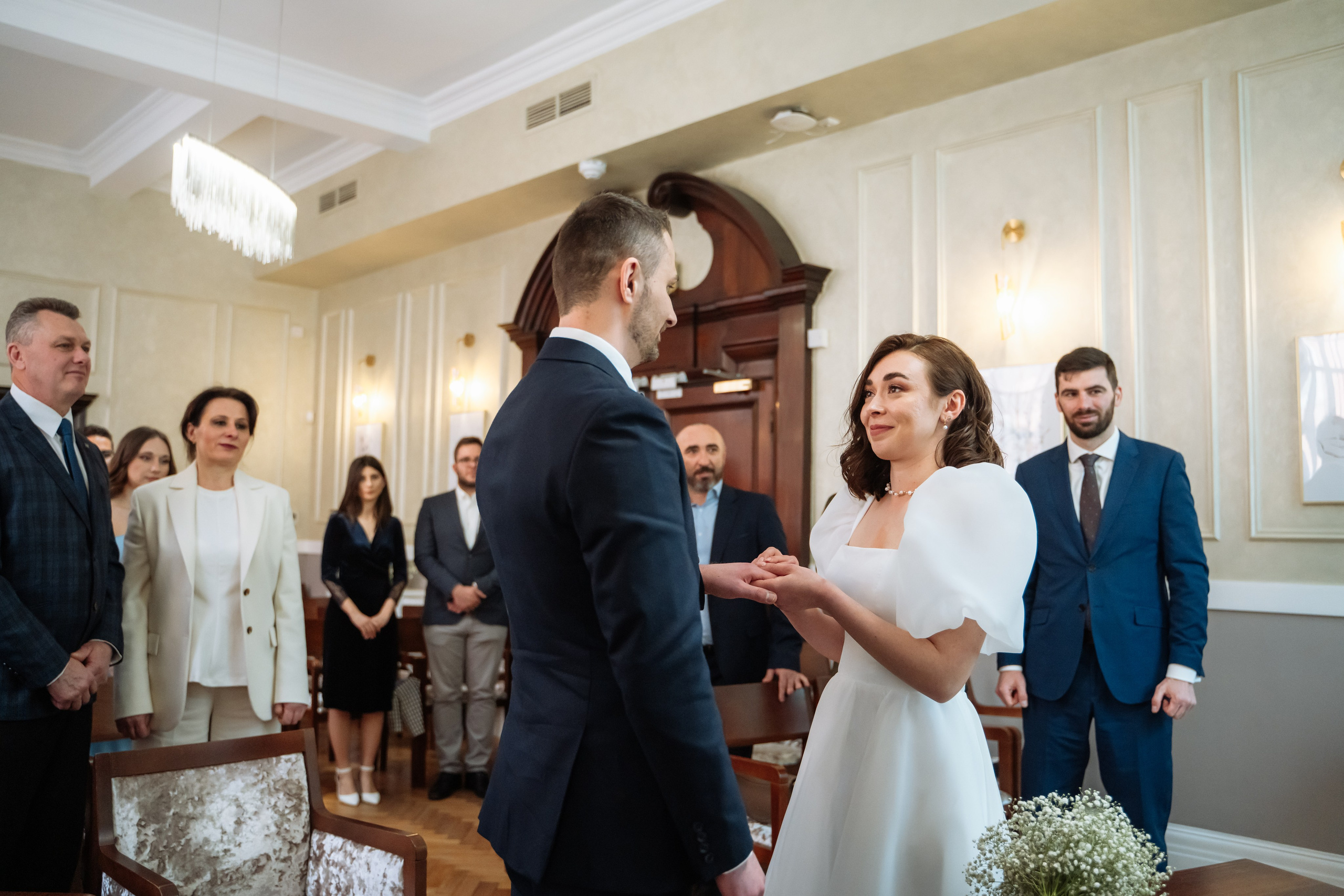 Kensington and Chelsea Register Office. Mia and Vlad. Photographer in London Daria Agafonova
