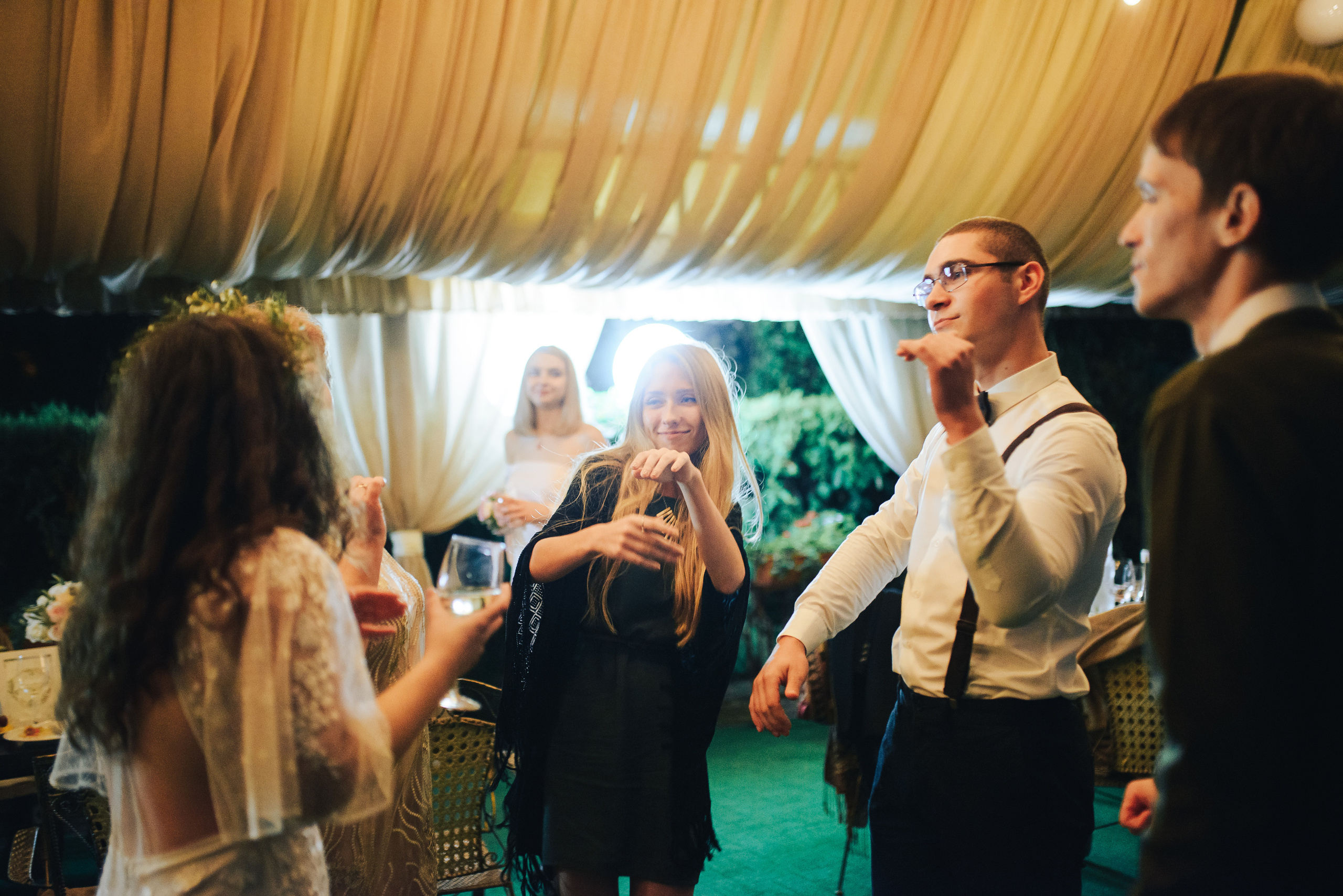 Outdoor wedding. Tanya and Vasya. Photographer in London Daria Agafonova