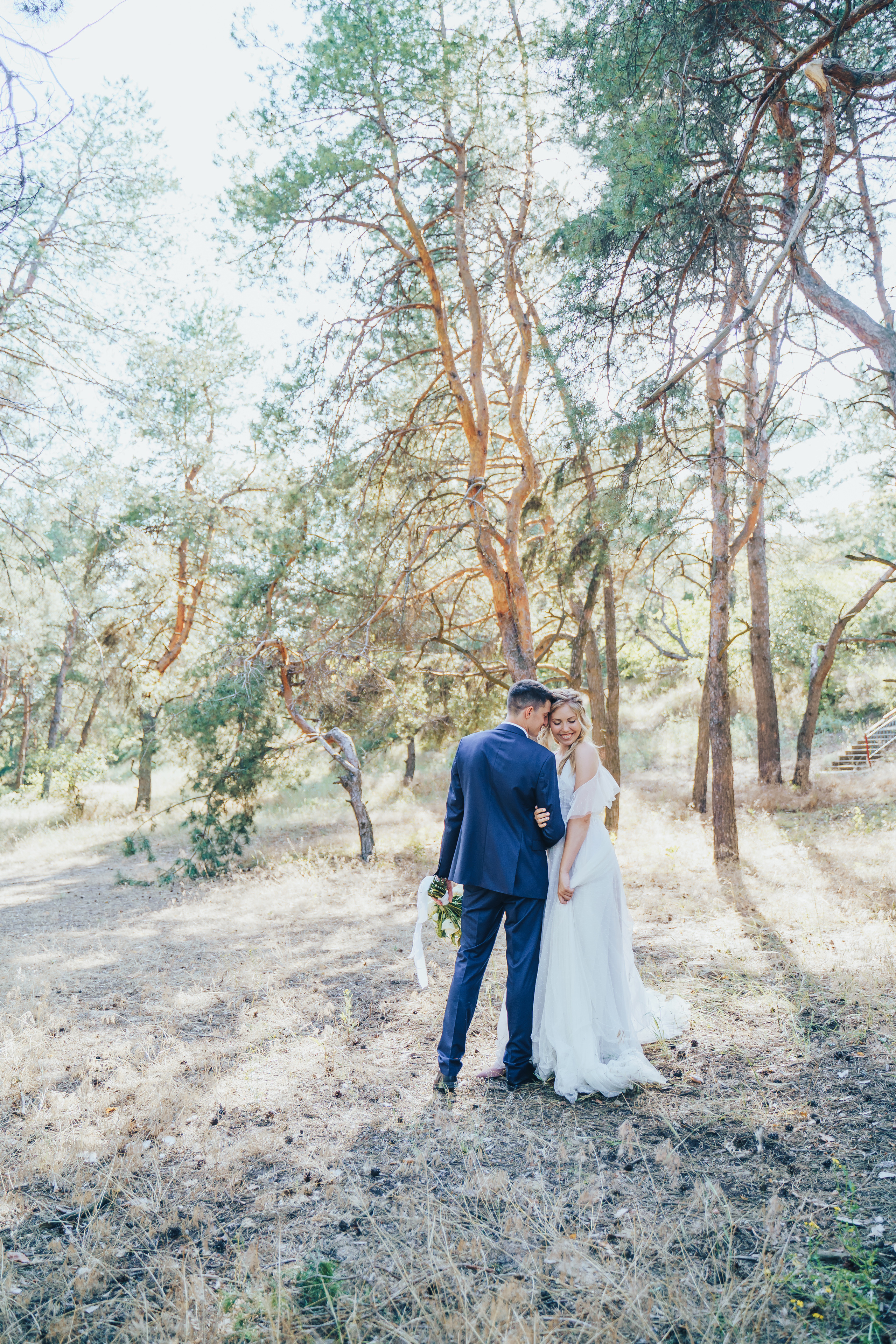 Forest wedding. Maria and Oleksandr. Photographer in London Daria Agafonova