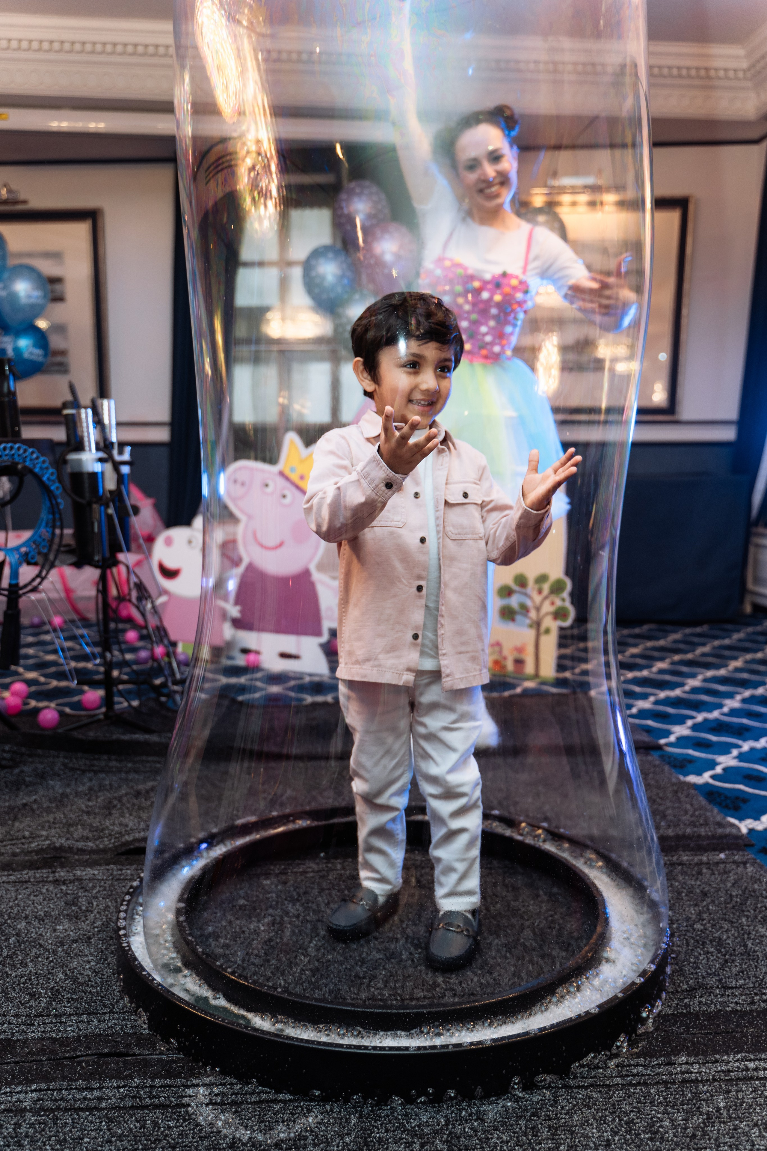 Peppa Pig Birthday party. Photographer in London Daria Agafonova