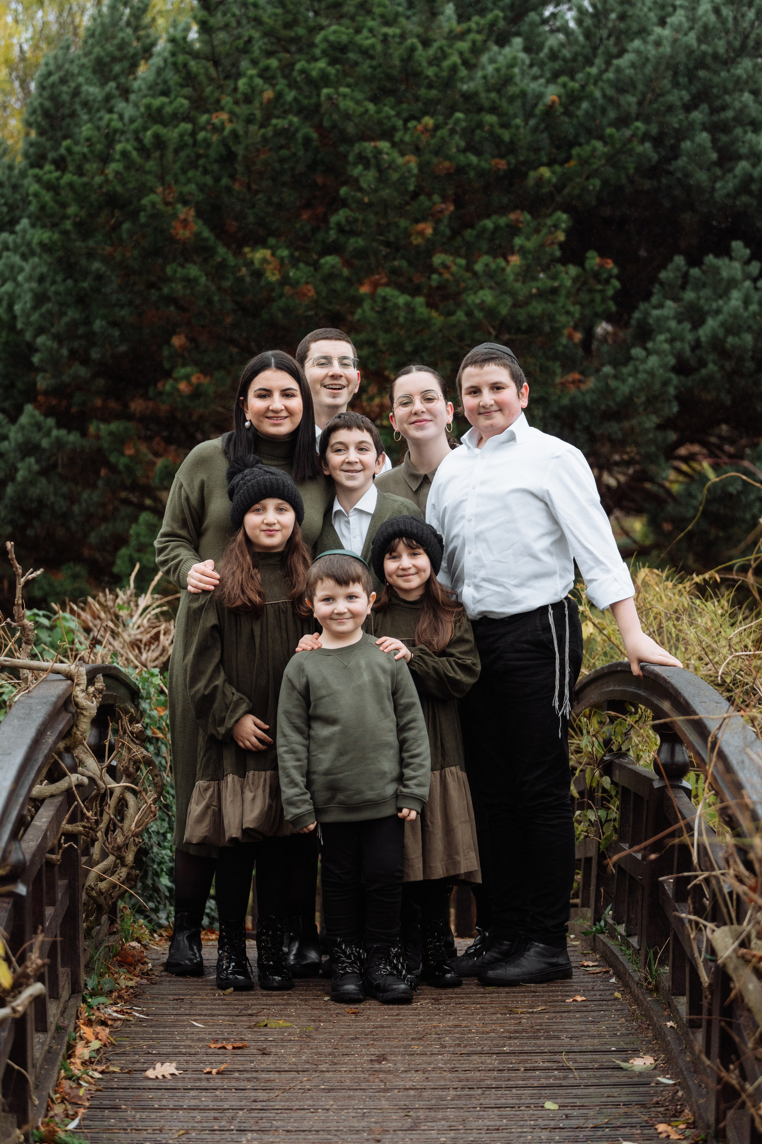 Big family — big love. Photographer in London Daria Agafonova