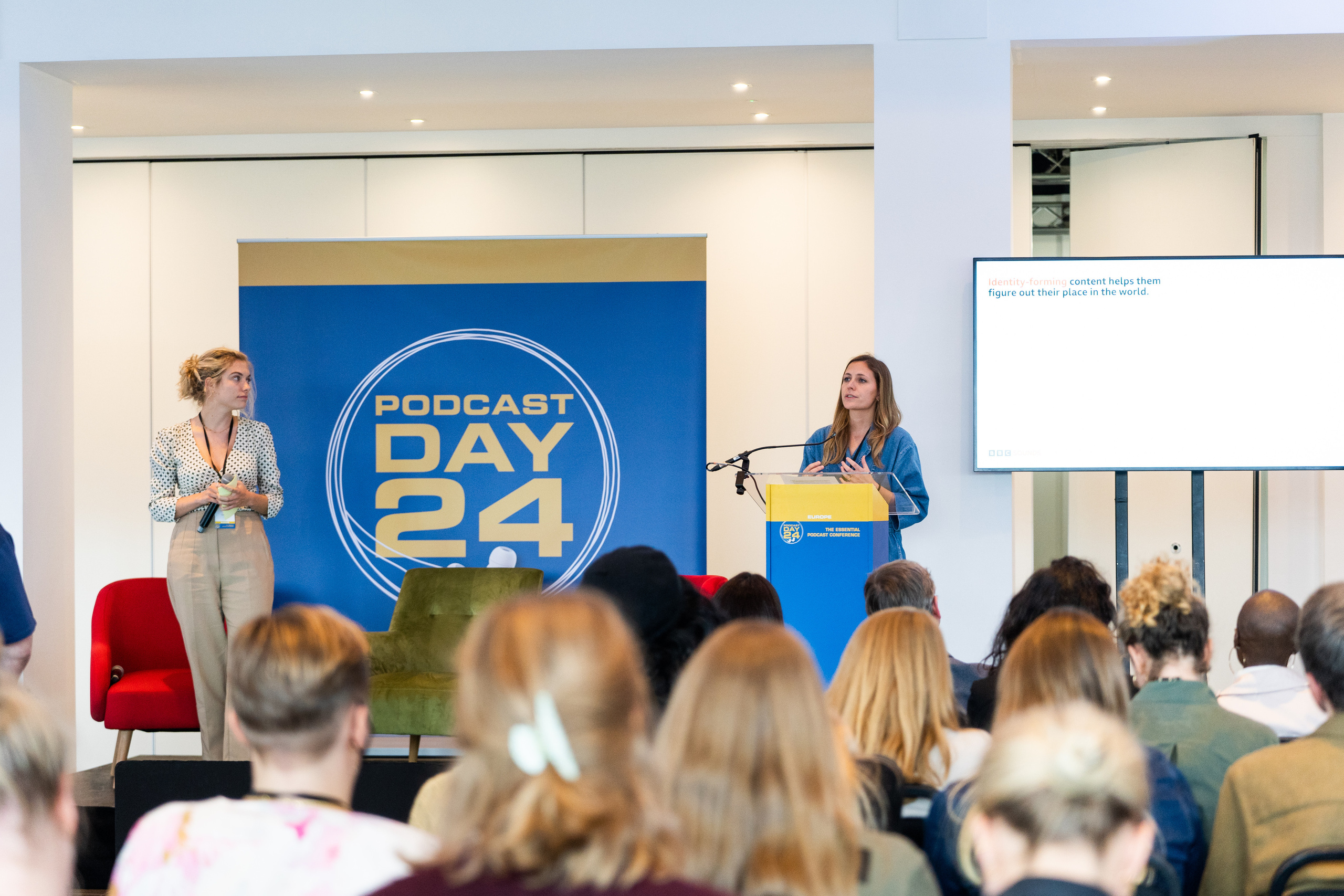 Podcast day 24. London. Photographer in London Daria Agafonova