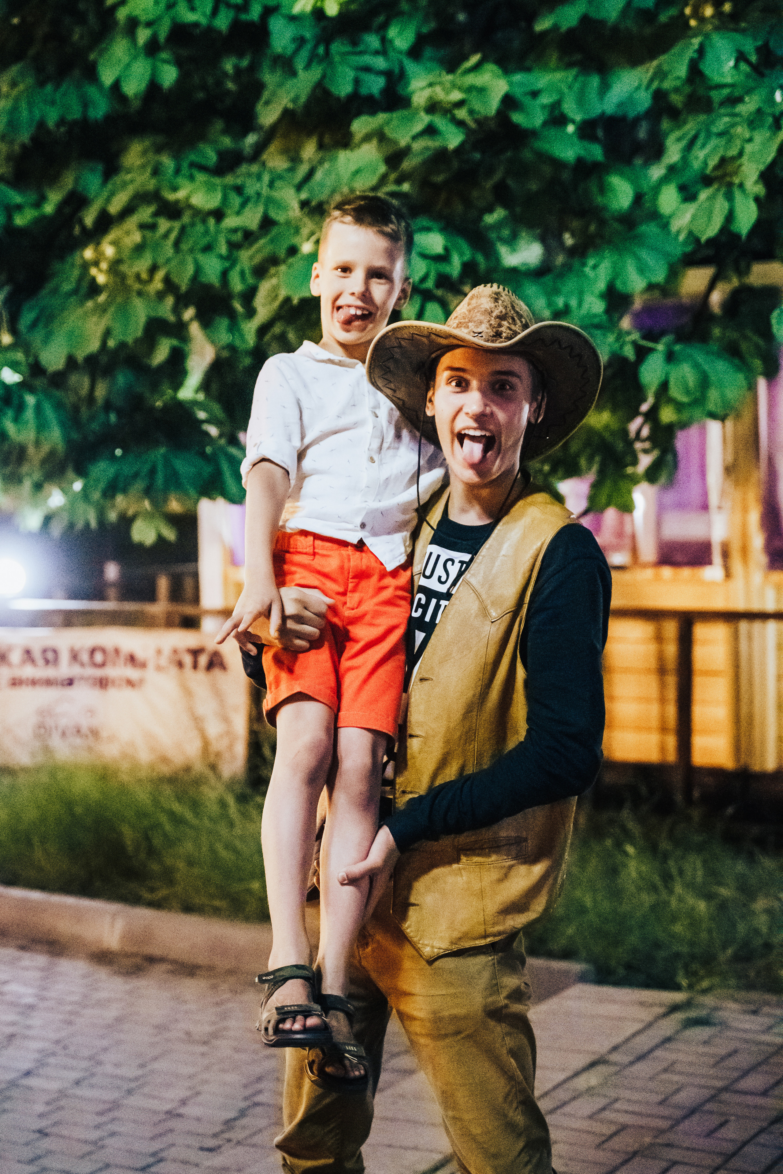 Сhildren’s outdoor birthday party. Photographer in London Daria Agafonova