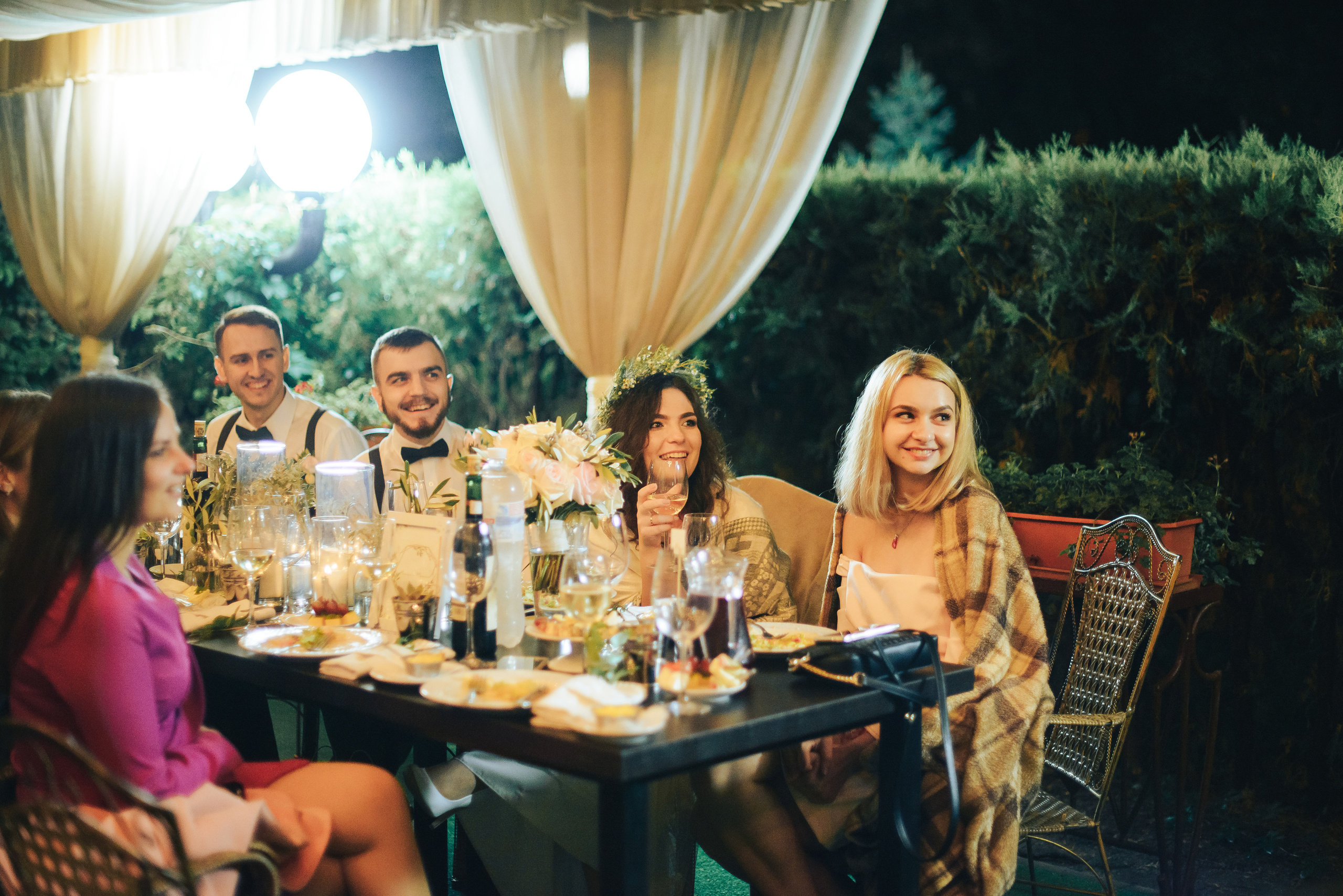 Outdoor wedding. Tanya and Vasya. Photographer in London Daria Agafonova