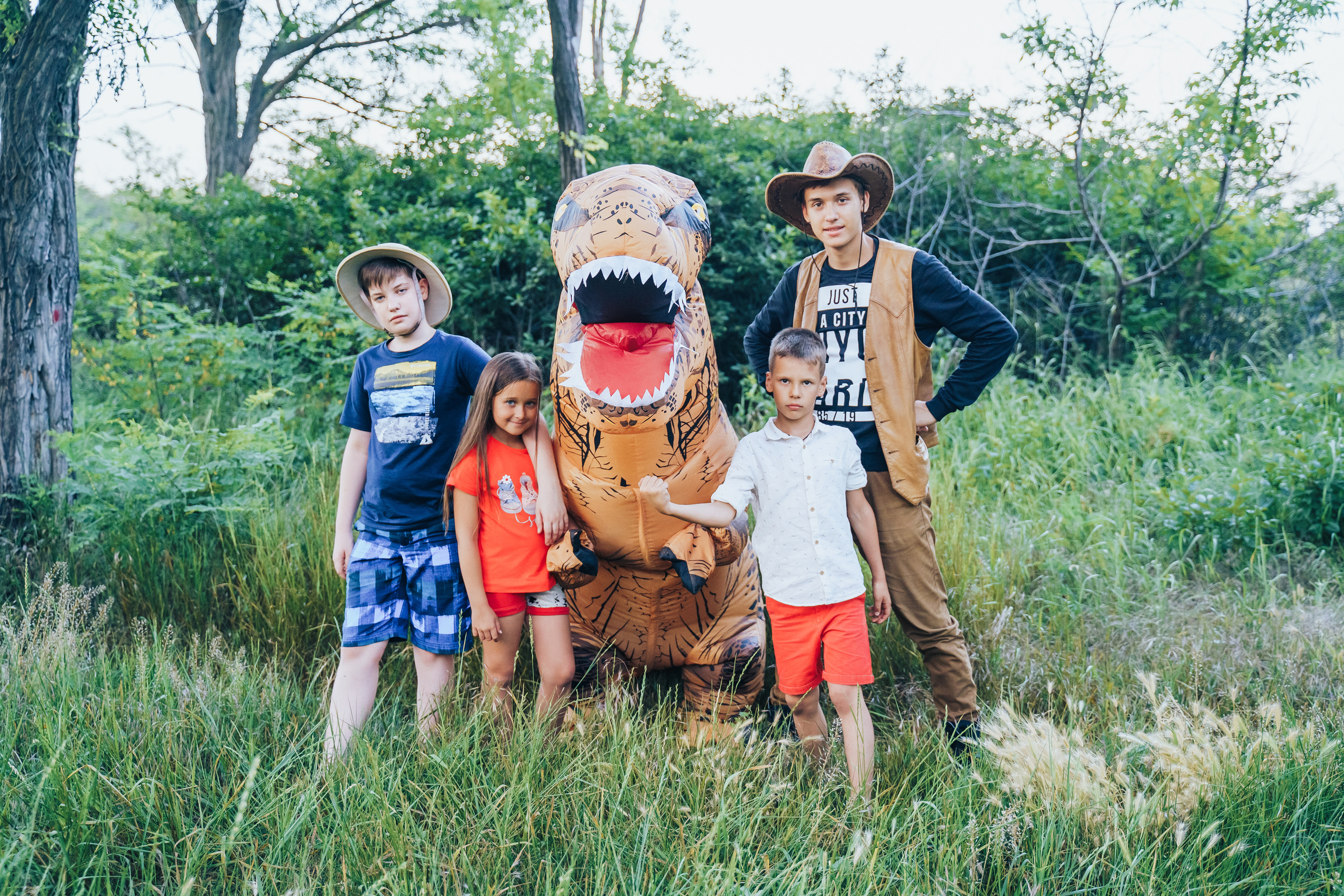 Сhildren’s outdoor birthday party. Photographer in London Daria Agafonova