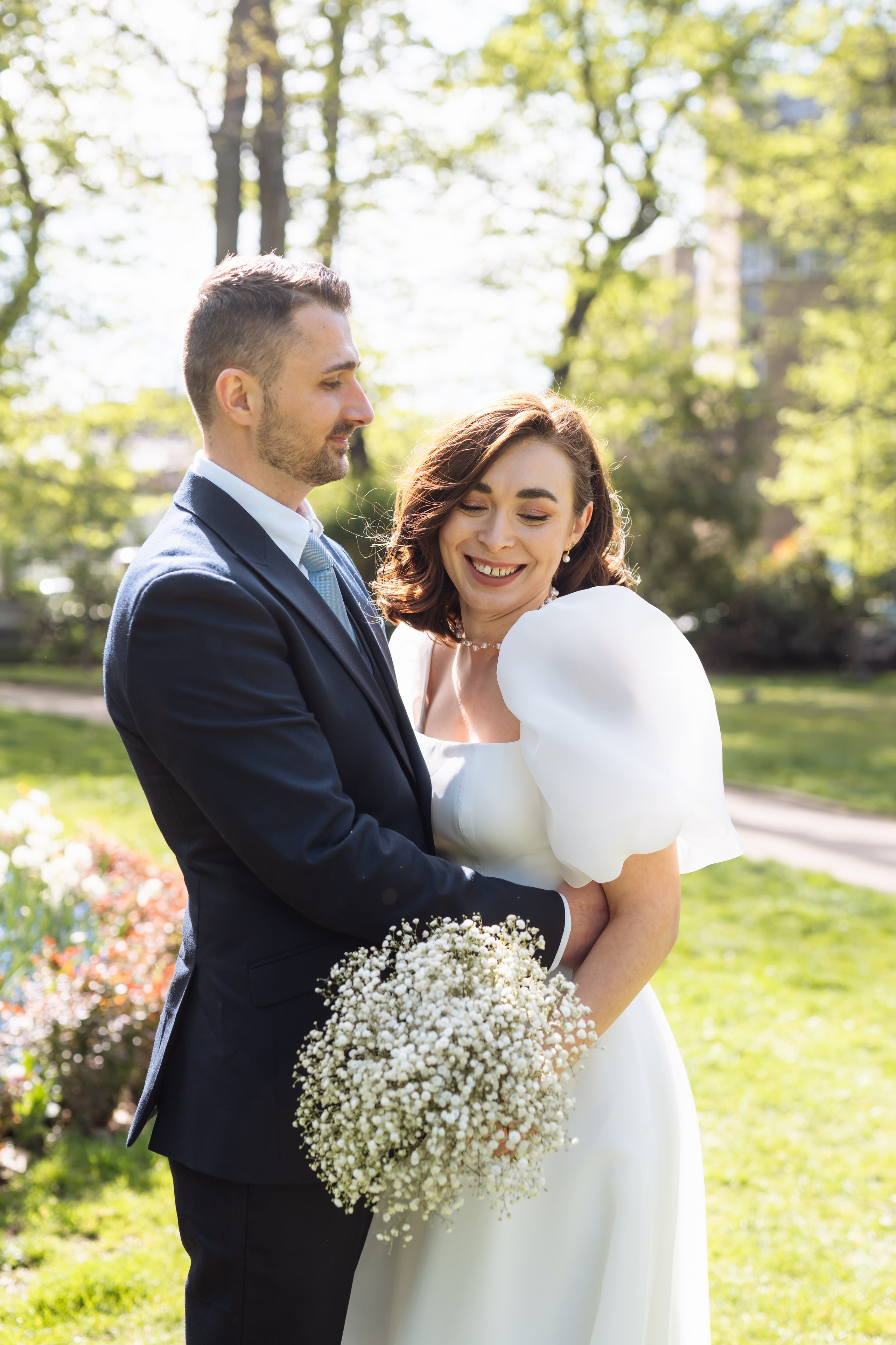Kensington and Chelsea Register Office. Mia and Vlad. Photographer in London Daria Agafonova