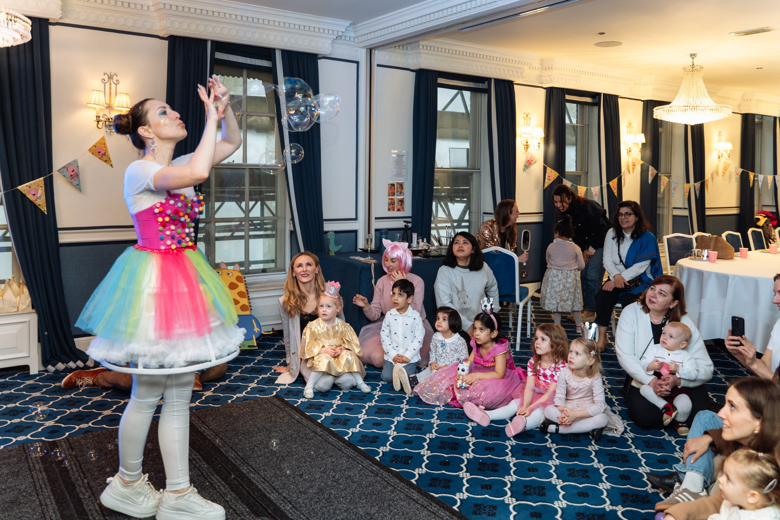 Peppa Pig Birthday party. Photographer in London Daria Agafonova