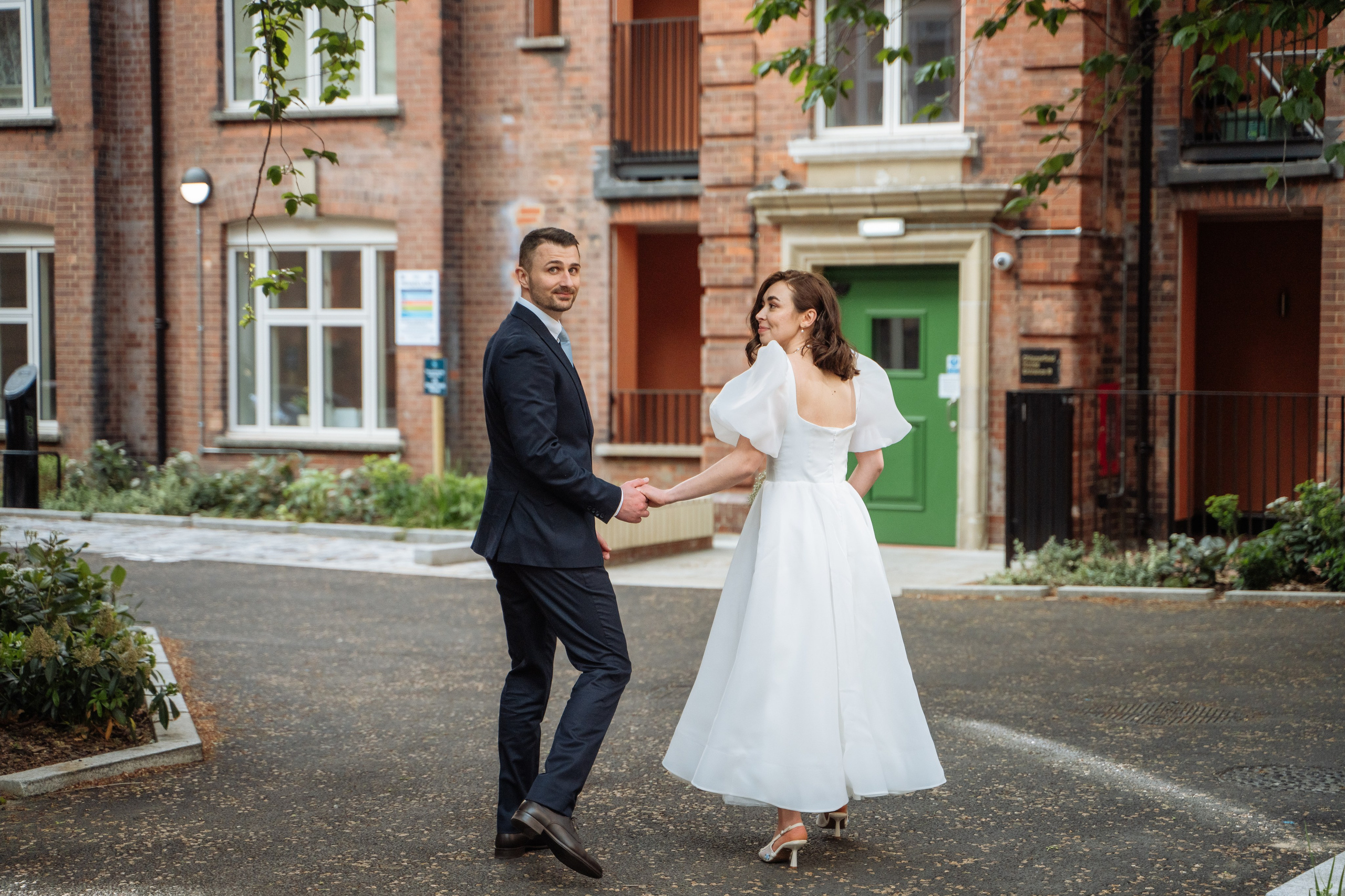 Kensington and Chelsea Register Office. Mia and Vlad. Photographer in London Daria Agafonova