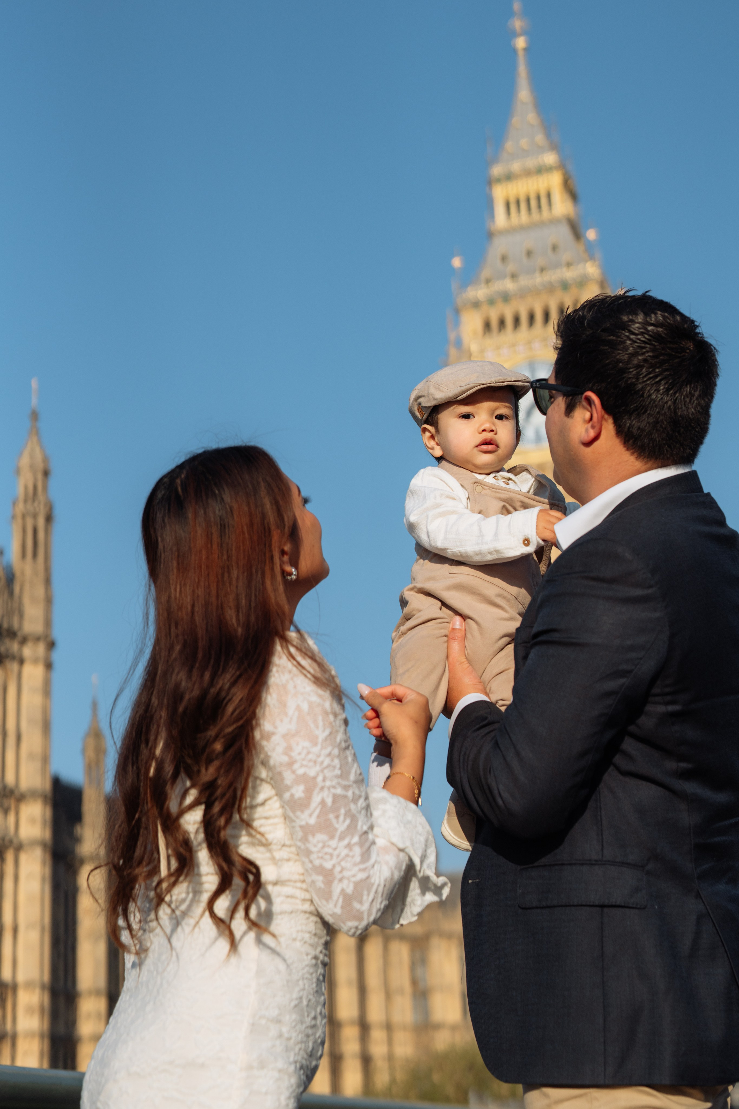 Early morning by the Big Ben. Photographer in London Daria Agafonova
