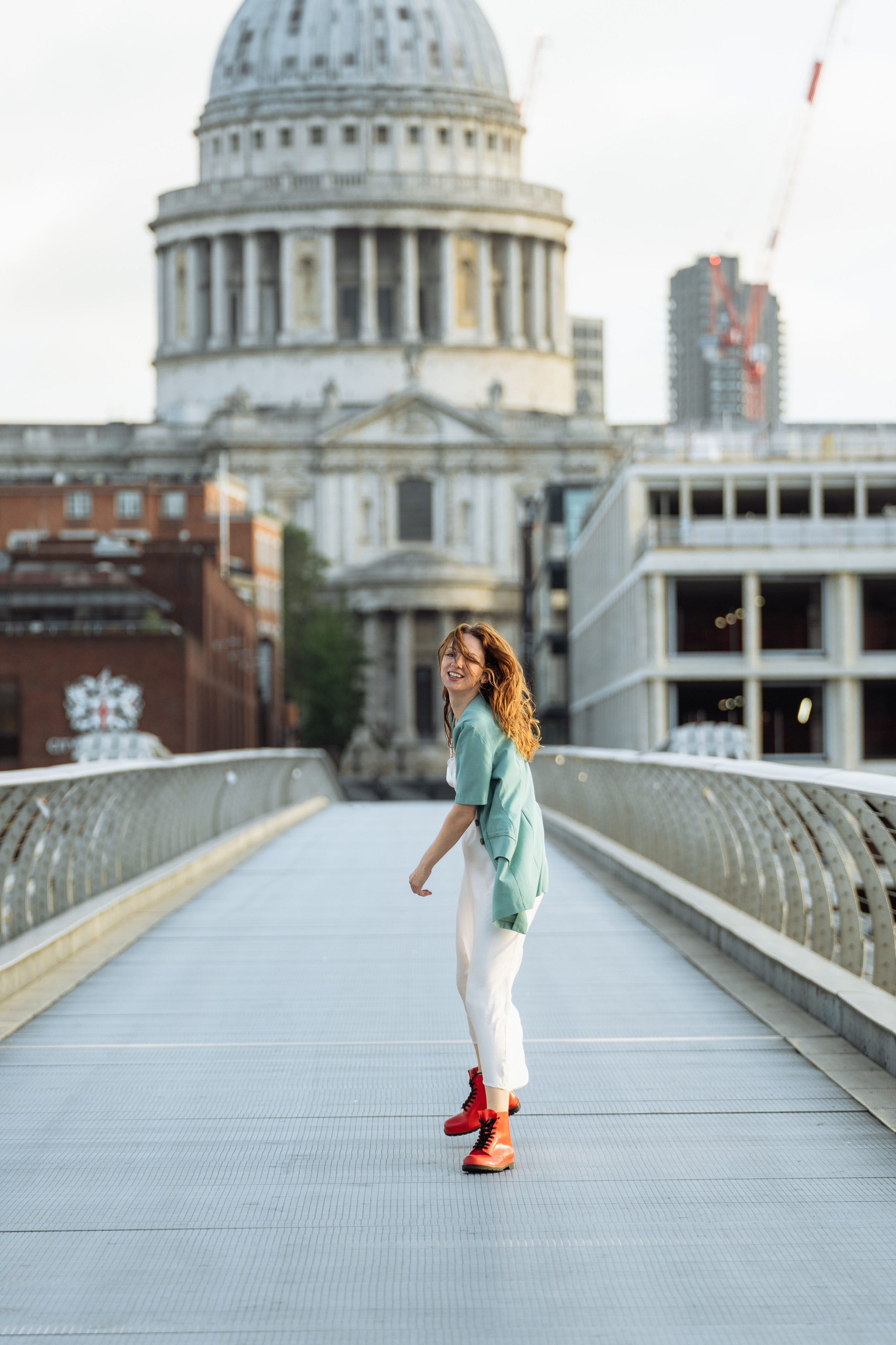 Sunrise in Lodnon. Photographer in London Daria Agafonova