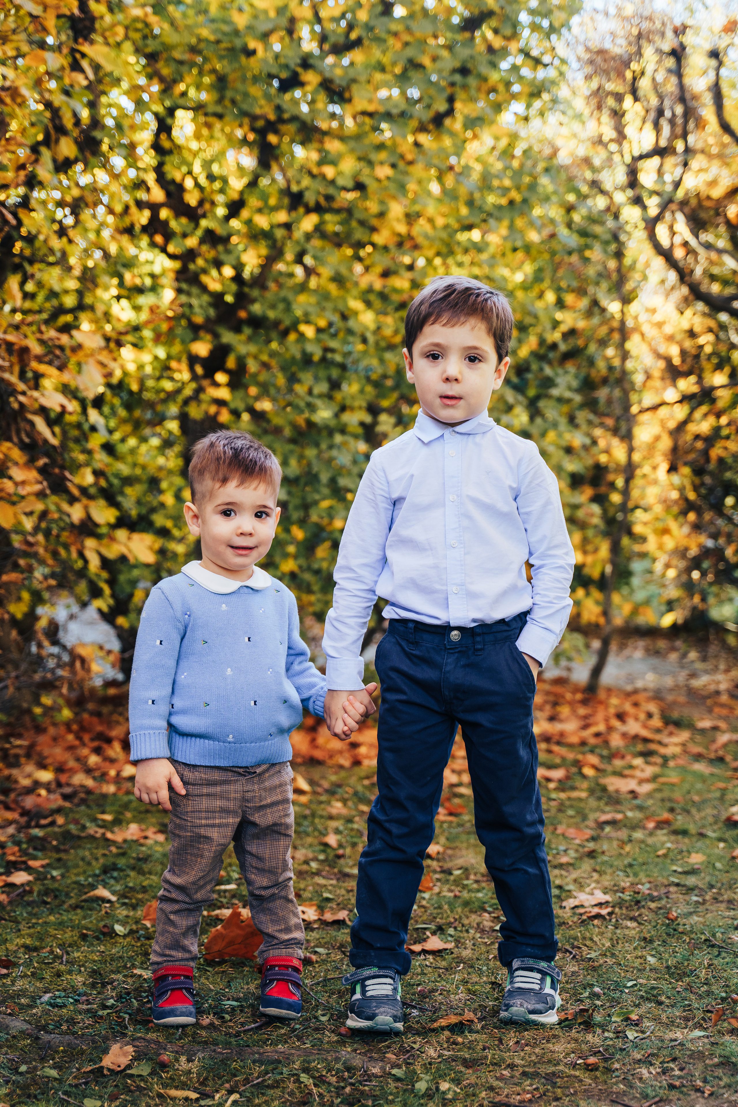 Family walking. Photographer in London Daria Agafonova