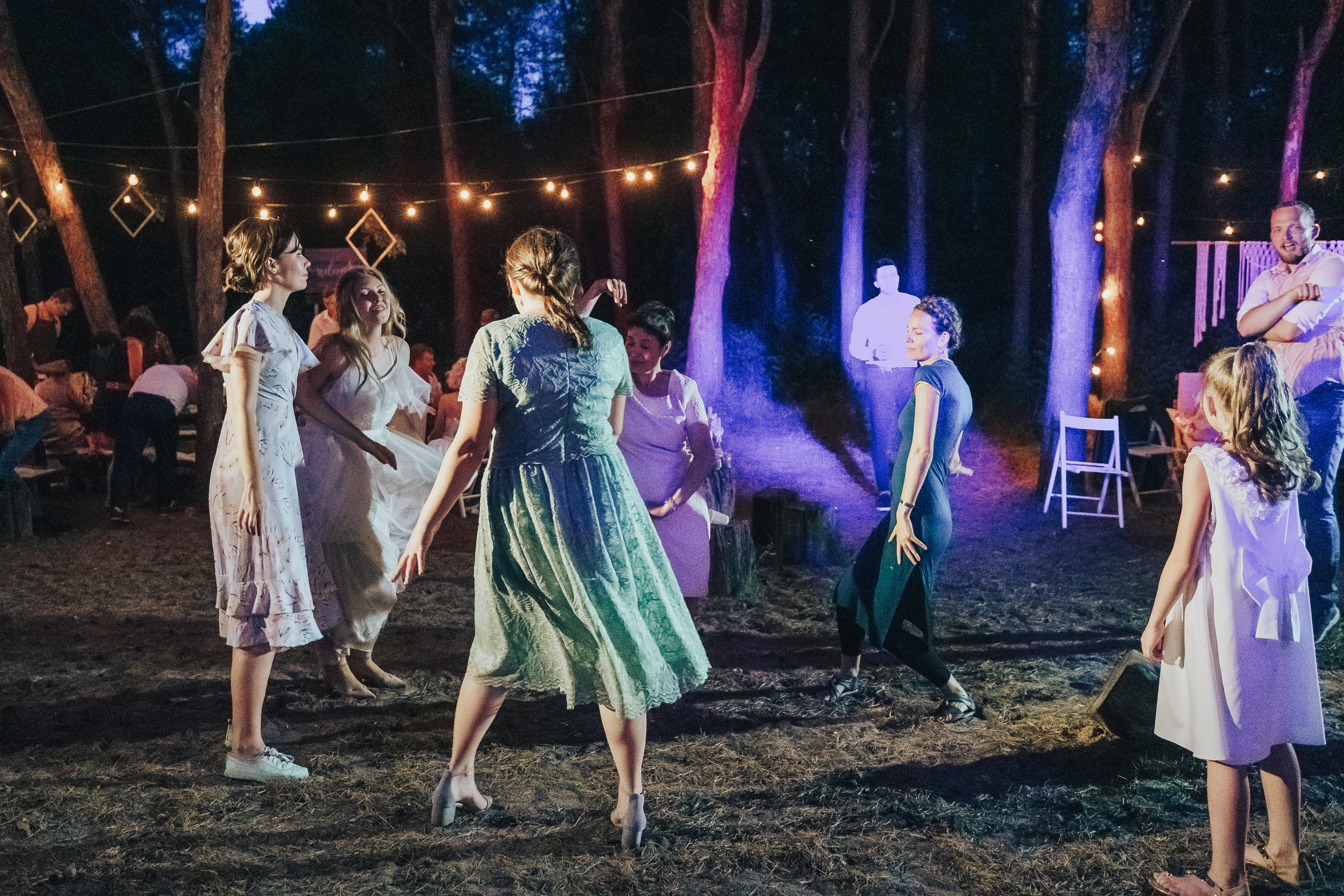 Forest wedding. Maria and Oleksandr. Photographer in London Daria Agafonova