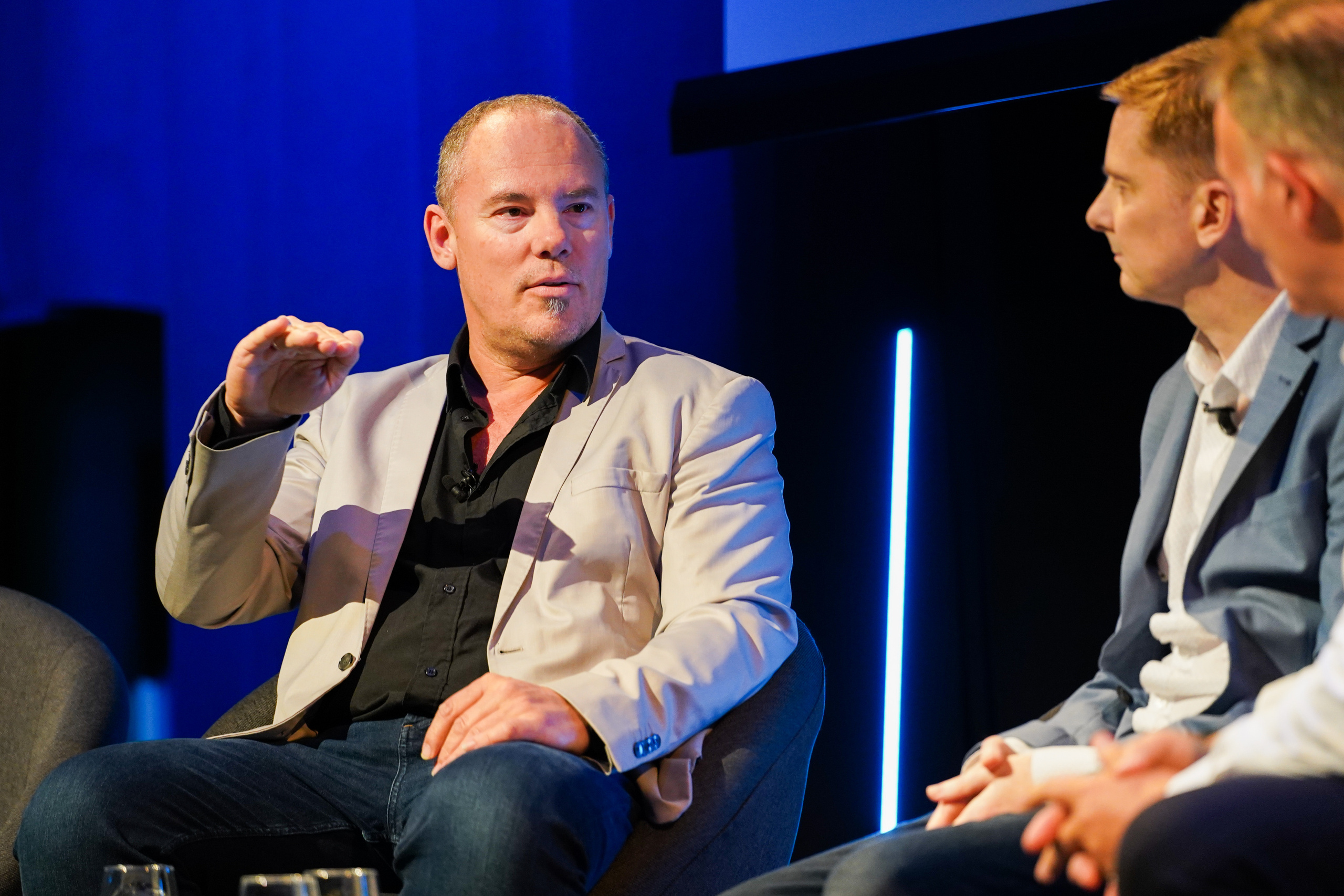 WorldDAB Automotive conference. London. Photographer in London Daria Agafonova